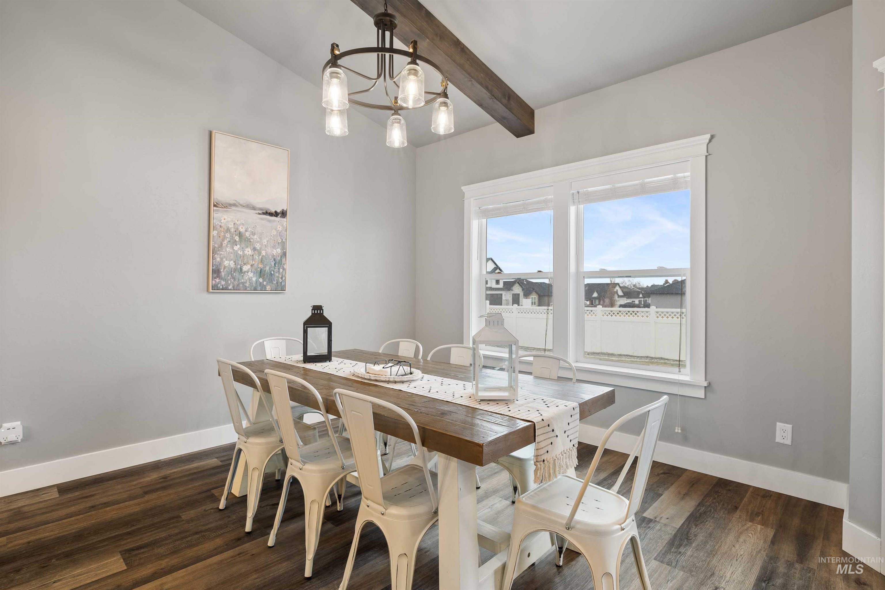 3091 Moonrise Rd, Twin Falls, Idaho 83301-8436, 4 Bedrooms, 2 Bathrooms, Residential For Sale, Price $545,000,MLS 98972115