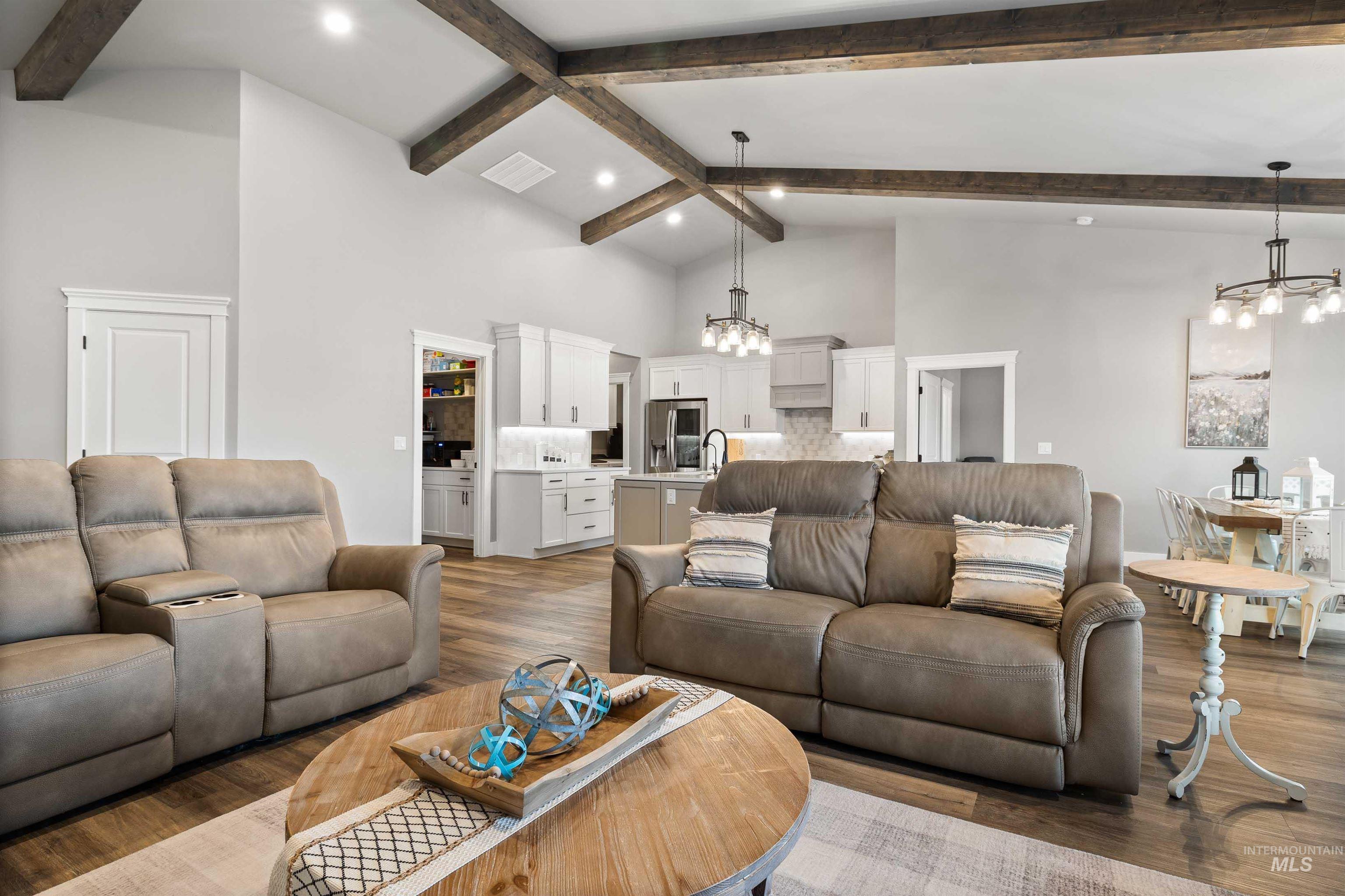 3091 Moonrise Rd, Twin Falls, Idaho 83301-8436, 4 Bedrooms, 2 Bathrooms, Residential For Sale, Price $545,000,MLS 98972115