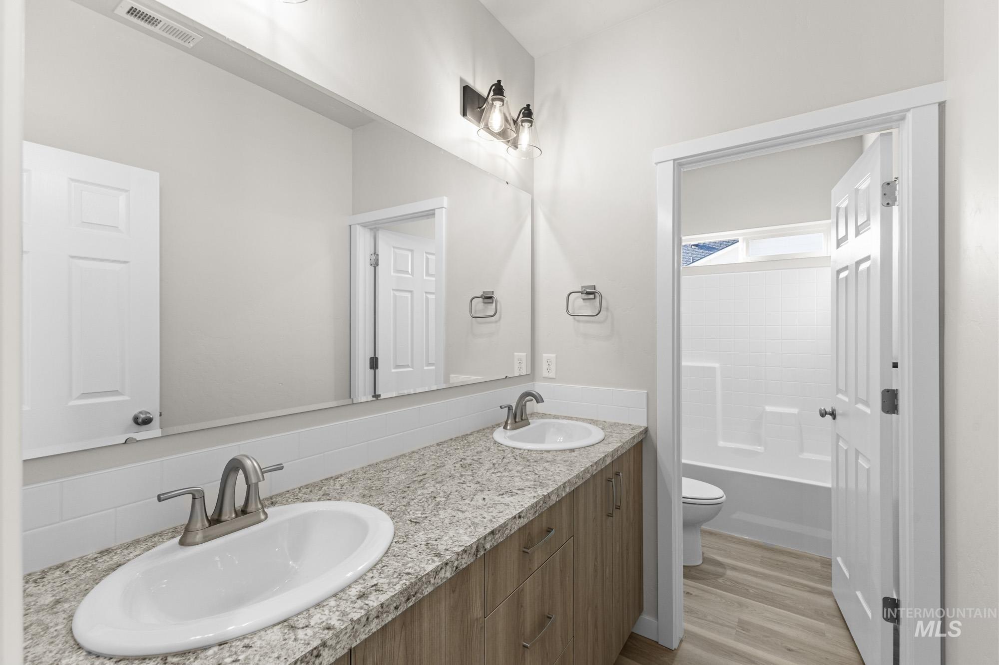 13692 Judson St, Caldwell, Idaho 83607, 5 Bedrooms, 4.5 Bathrooms, Residential For Sale, Price $664,990, 98972118