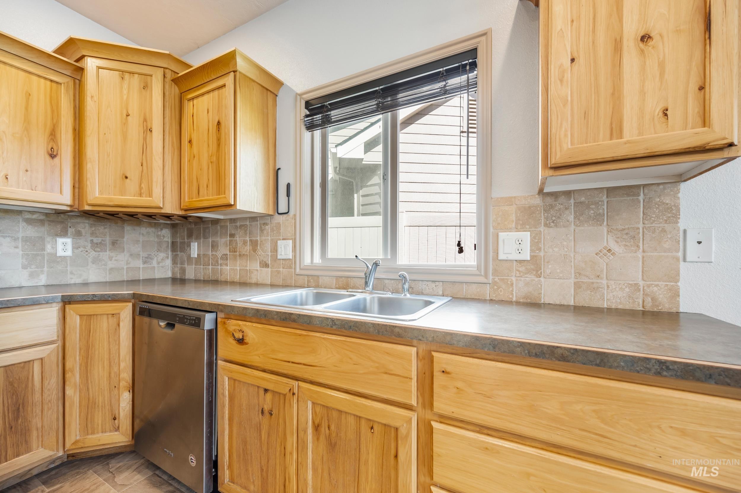 1223 W Cobblefield Court, Meridian, Idaho 83646, 3 Bedrooms, 2.5 Bathrooms, Residential For Sale, Price $469,900,MLS 98972119