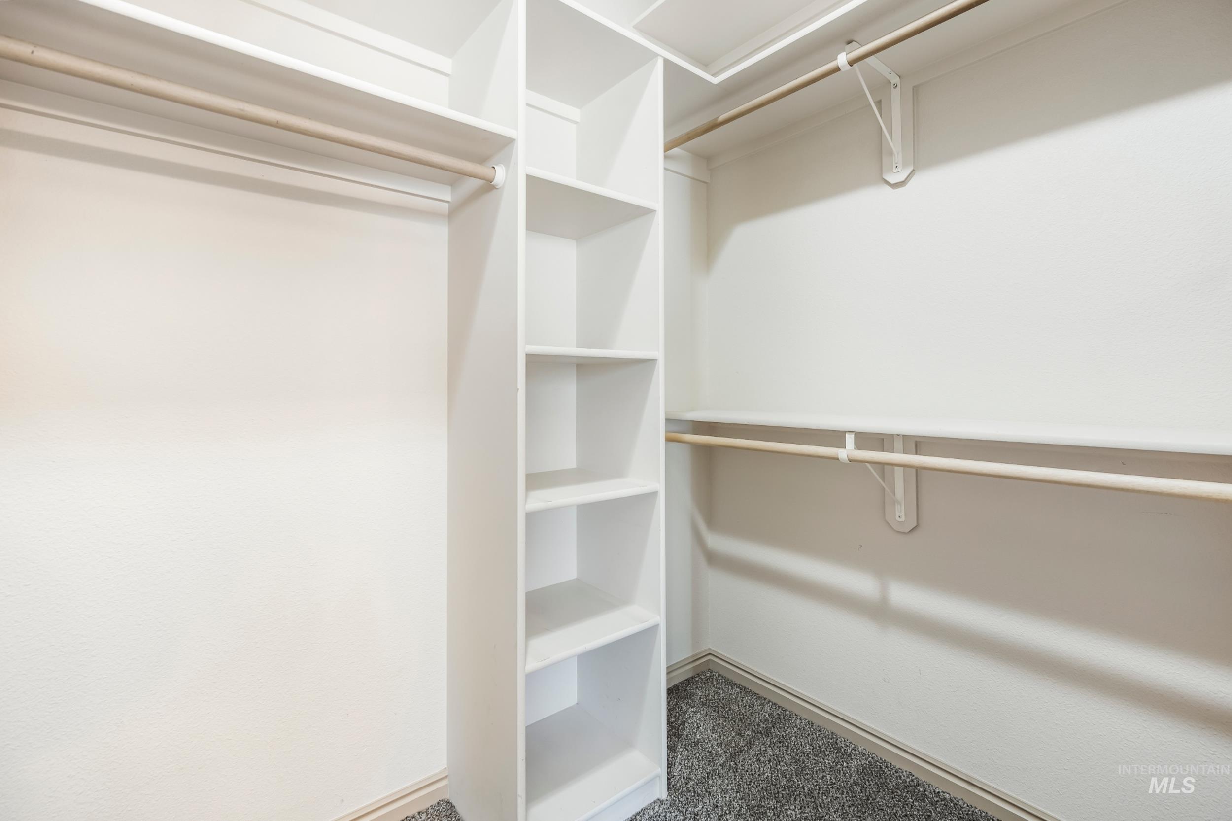 1223 W Cobblefield Court, Meridian, Idaho 83646, 3 Bedrooms, 2.5 Bathrooms, Residential For Sale, Price $469,900,MLS 98972119