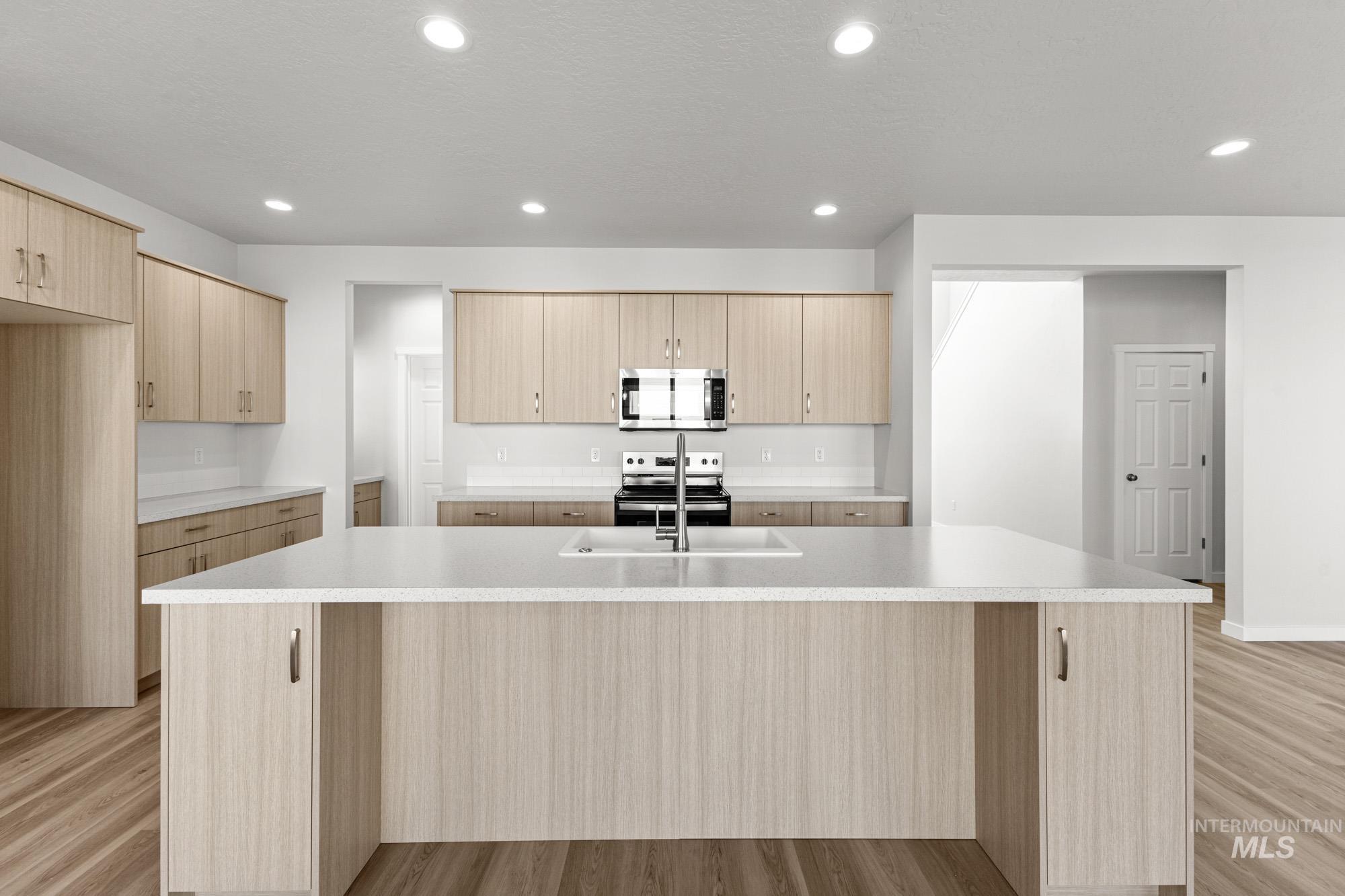 13708 Judson St, Caldwell, Idaho 83607, 4 Bedrooms, 3.5 Bathrooms, Residential For Sale, Price $634,990, 98972120