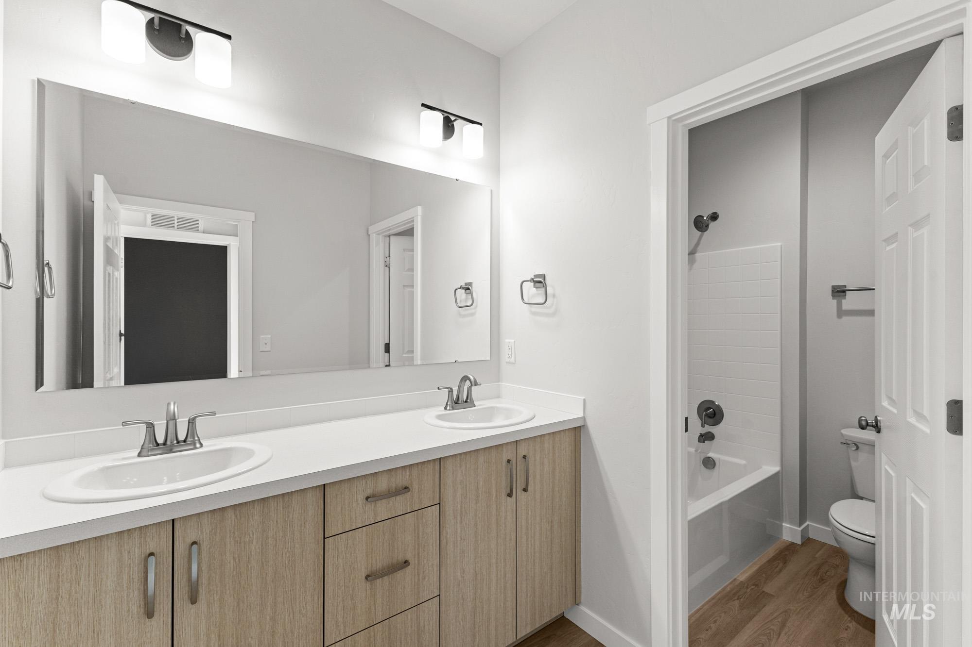 13708 Judson St, Caldwell, Idaho 83607, 4 Bedrooms, 3.5 Bathrooms, Residential For Sale, Price $634,990, 98972120