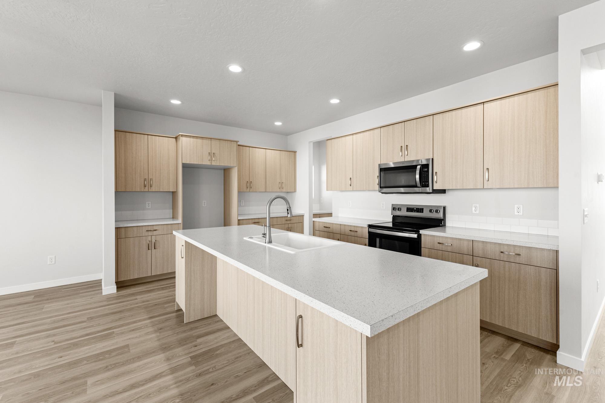 13708 Judson St, Caldwell, Idaho 83607, 4 Bedrooms, 3.5 Bathrooms, Residential For Sale, Price $634,990, 98972120