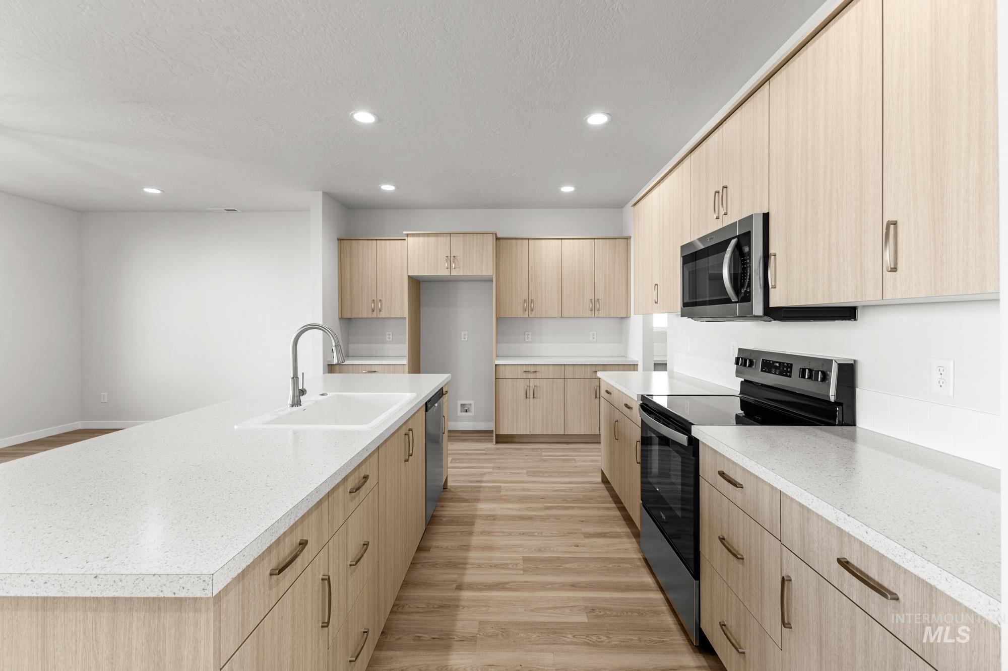 13708 Judson St, Caldwell, Idaho 83607, 4 Bedrooms, 3.5 Bathrooms, Residential For Sale, Price $634,990, 98972120