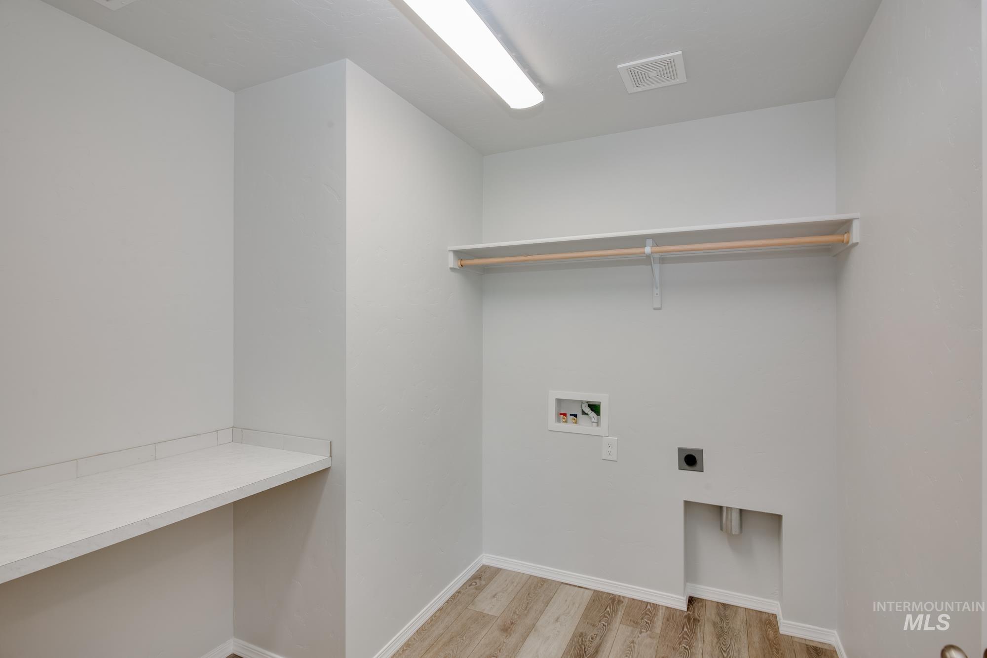 13713 Judson St, Caldwell, Idaho 83607, 5 Bedrooms, 2.5 Bathrooms, Residential For Sale, Price $509,990,MLS 98972121