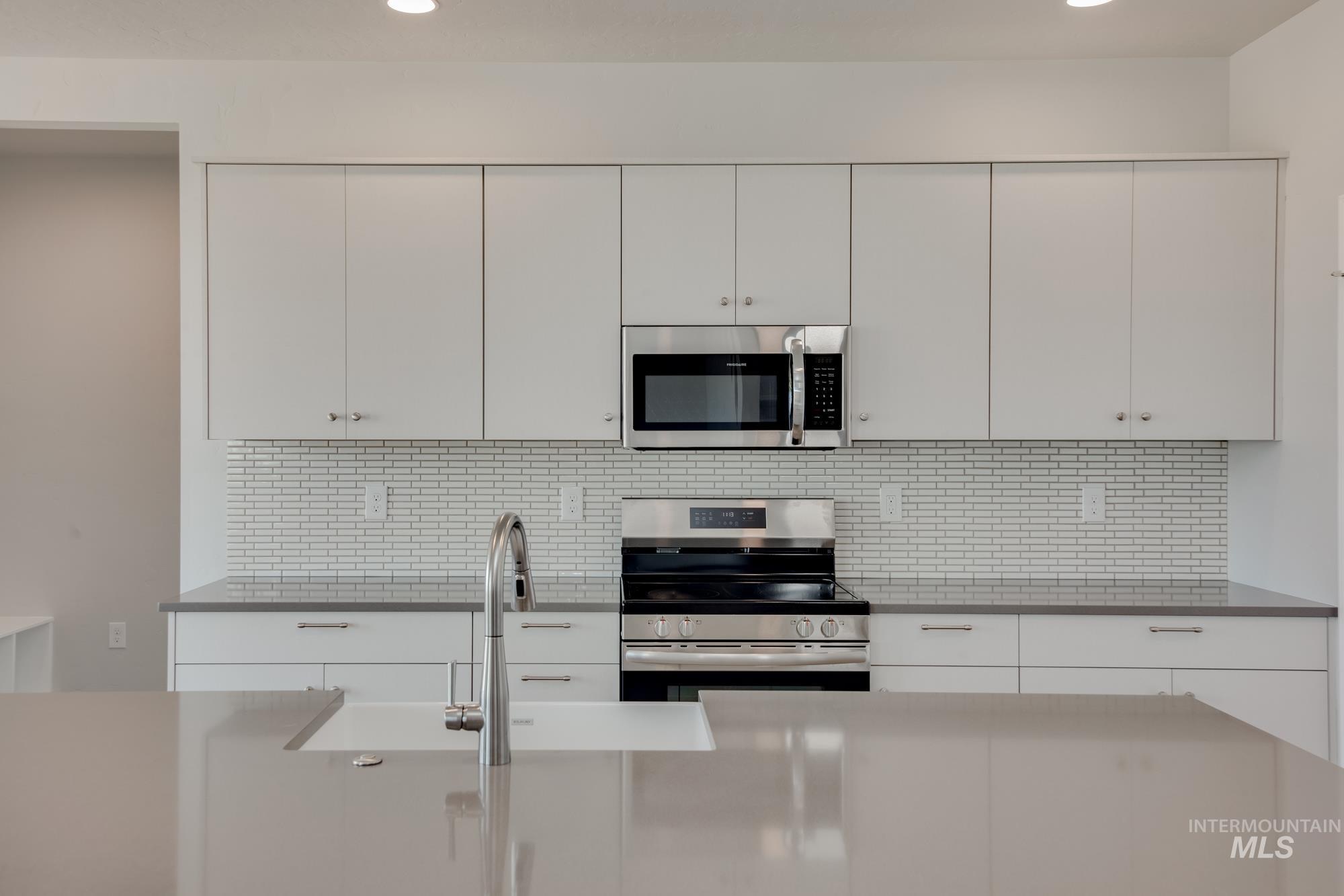 13713 Judson St, Caldwell, Idaho 83607, 5 Bedrooms, 2.5 Bathrooms, Residential For Sale, Price $509,990,MLS 98972121