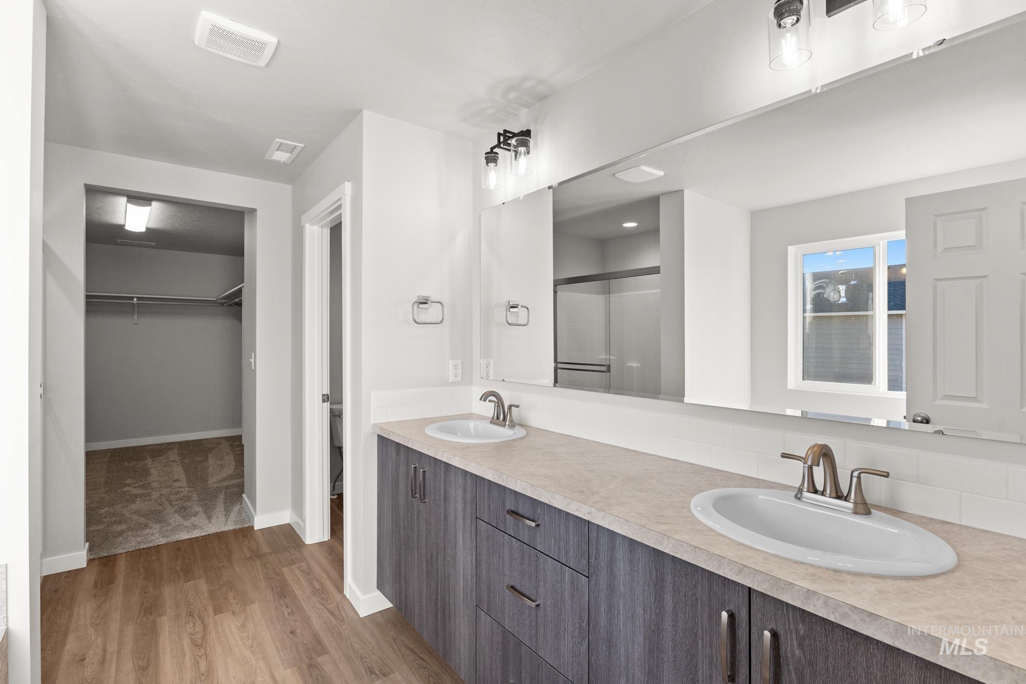 13713 Judson St, Caldwell, Idaho 83607, 5 Bedrooms, 2.5 Bathrooms, Residential For Sale, Price $509,990, 98972121