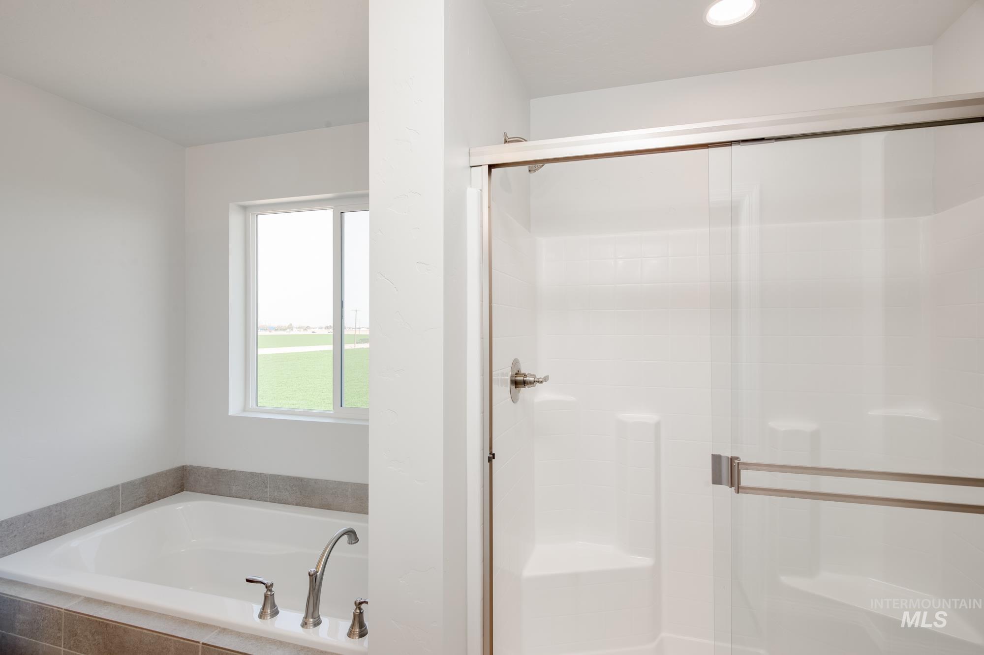 13713 Judson St, Caldwell, Idaho 83607, 5 Bedrooms, 2.5 Bathrooms, Residential For Sale, Price $509,990,MLS 98972121