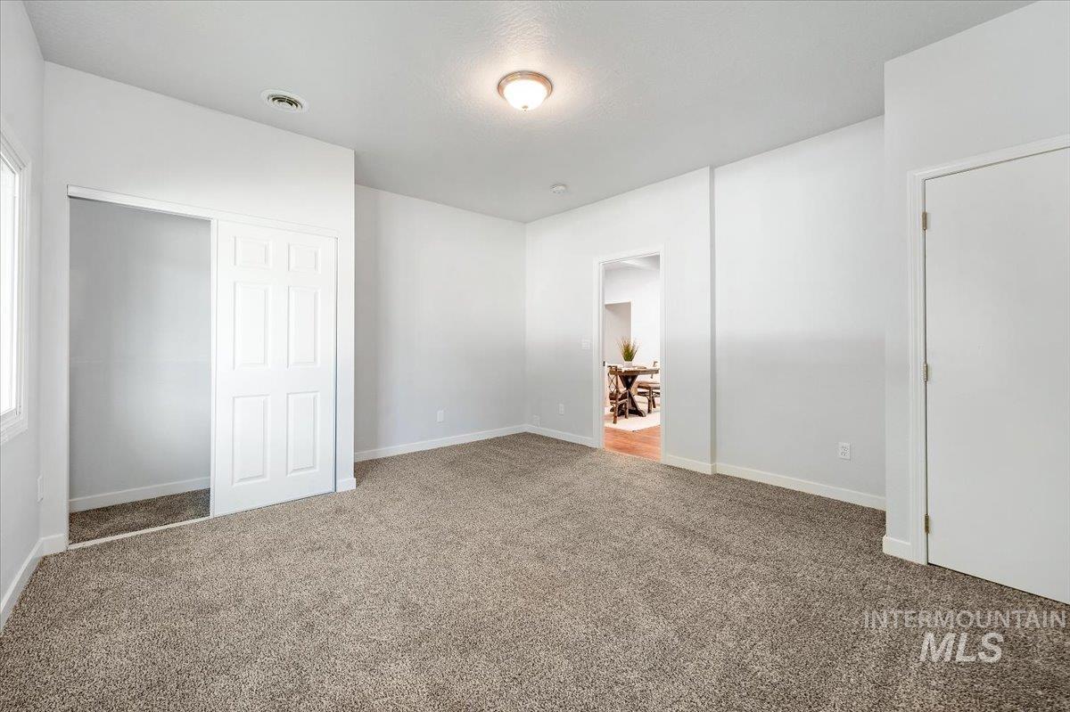 1704 Blaine, Caldwell, Idaho 83605, 6 Bedrooms, 3 Bathrooms, Residential For Sale, Price $449,000,MLS 98972122