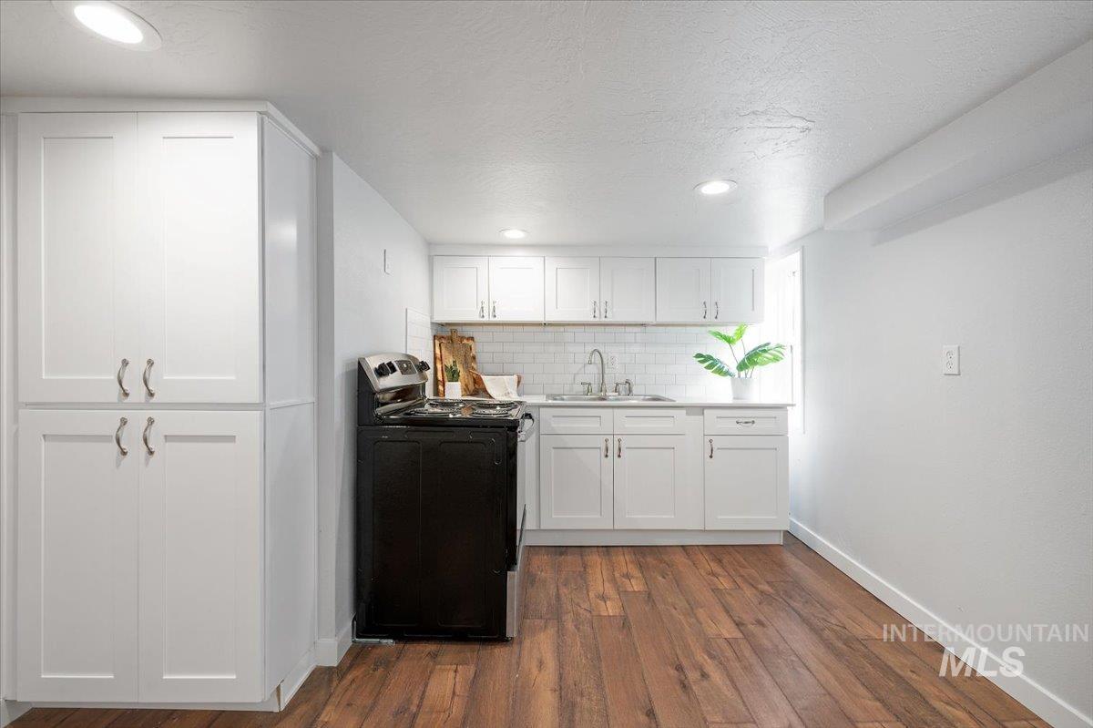 1704 Blaine, Caldwell, Idaho 83605, 6 Bedrooms, 3 Bathrooms, Residential For Sale, Price $449,000,MLS 98972122