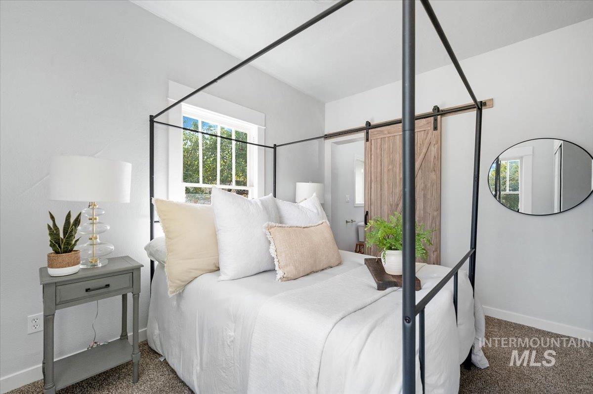 1704 Blaine, Caldwell, Idaho 83605, 6 Bedrooms, 3 Bathrooms, Residential For Sale, Price $449,000,MLS 98972122