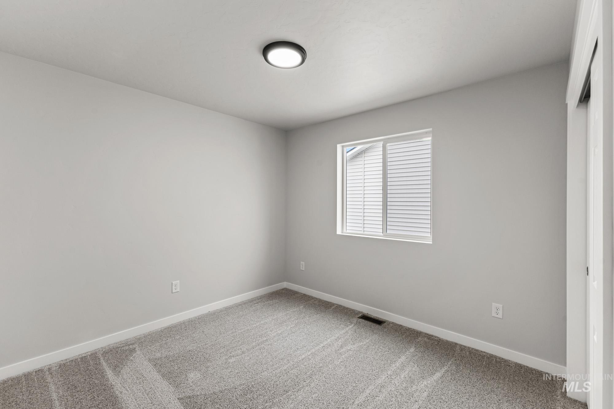 2470 W Fallon Lp, Nampa, Idaho 83651, 3 Bedrooms, 2.5 Bathrooms, Residential For Sale, Price $449,990,MLS 98972124