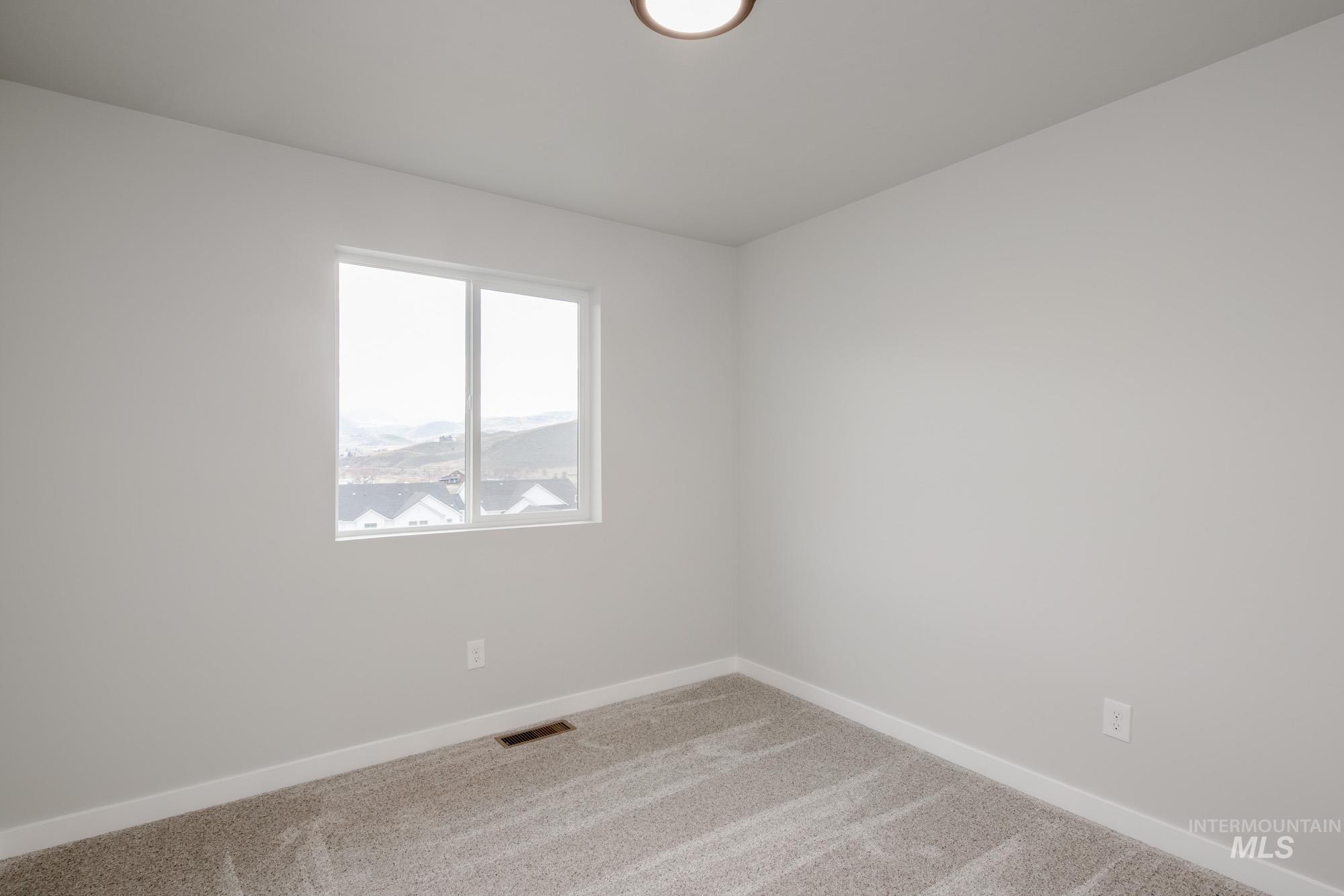 2470 W Fallon Lp, Nampa, Idaho 83651, 3 Bedrooms, 2.5 Bathrooms, Residential For Sale, Price $449,990,MLS 98972124