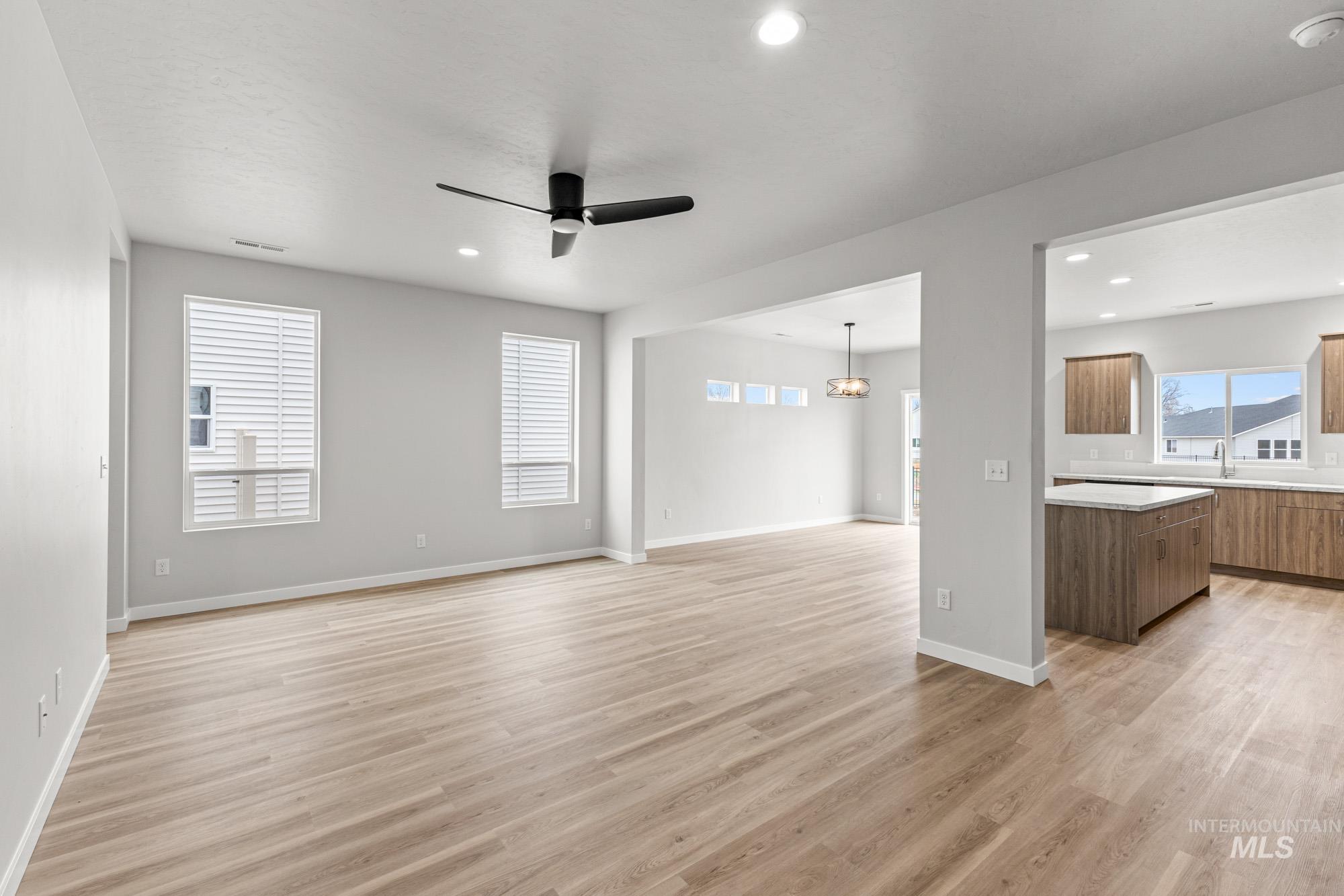 2470 W Fallon Lp, Nampa, Idaho 83651, 3 Bedrooms, 2.5 Bathrooms, Residential For Sale, Price $449,990,MLS 98972124