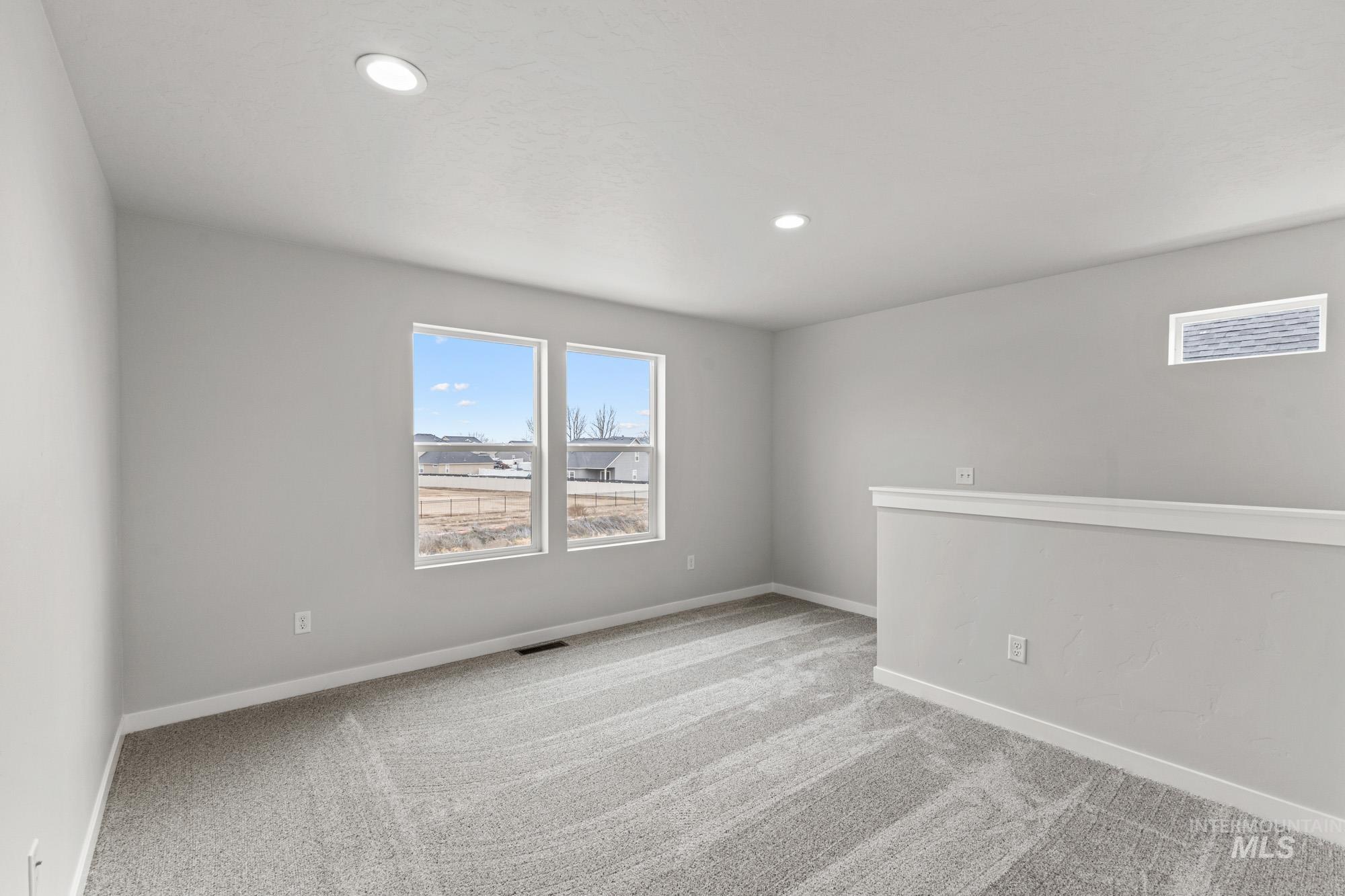 2470 W Fallon Lp, Nampa, Idaho 83651, 3 Bedrooms, 2.5 Bathrooms, Residential For Sale, Price $449,990,MLS 98972124