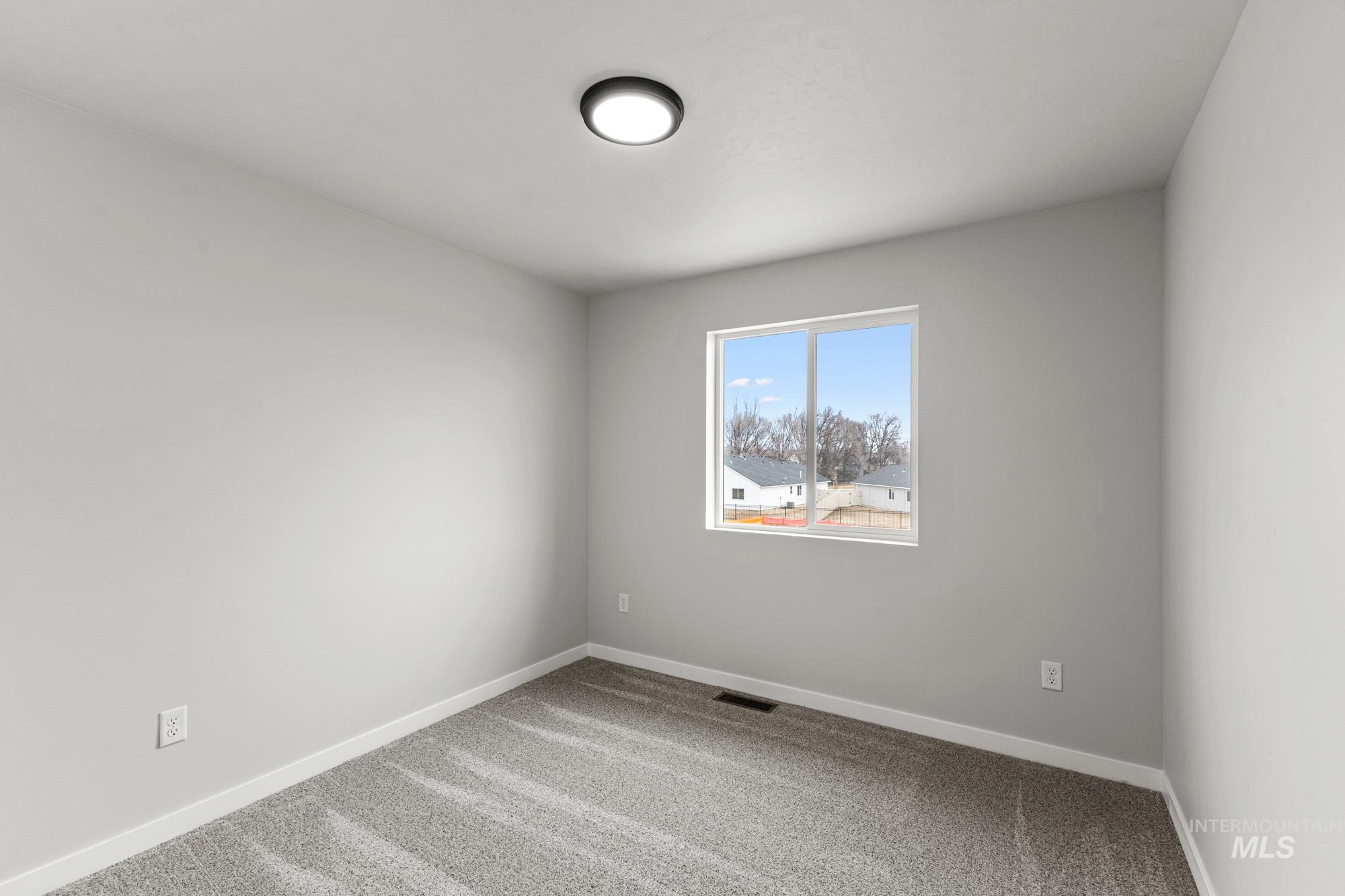 2470 W Fallon Lp, Nampa, Idaho 83651, 3 Bedrooms, 2.5 Bathrooms, Residential For Sale, Price $449,990,MLS 98972124