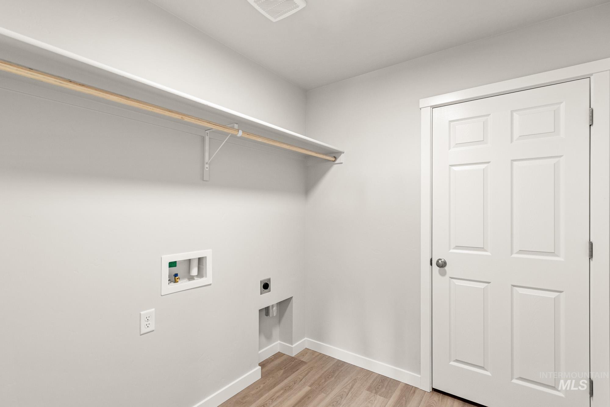 3897 E Syracuse St, Nampa, Idaho 83686, 4 Bedrooms, 2 Bathrooms, Residential For Sale, Price $429,990, 98972125