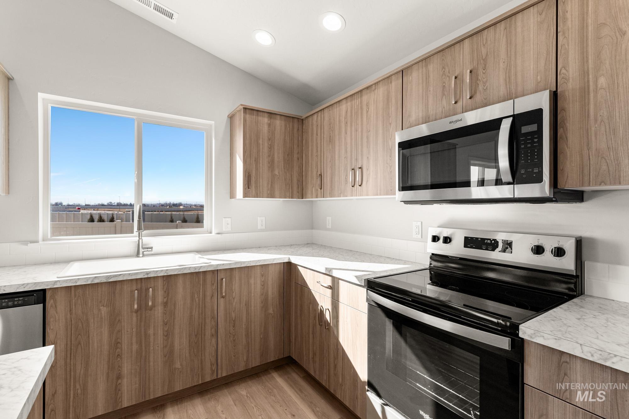 3897 E Syracuse St, Nampa, Idaho 83686, 4 Bedrooms, 2 Bathrooms, Residential For Sale, Price $429,990, 98972125