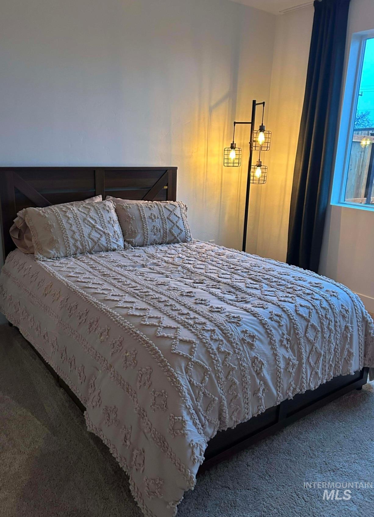 12165 S Glory Ln, Kuna, Idaho 83634, 2 Bedrooms, 2 Bathrooms, Residential For Sale, Price $399,900,MLS 98972126