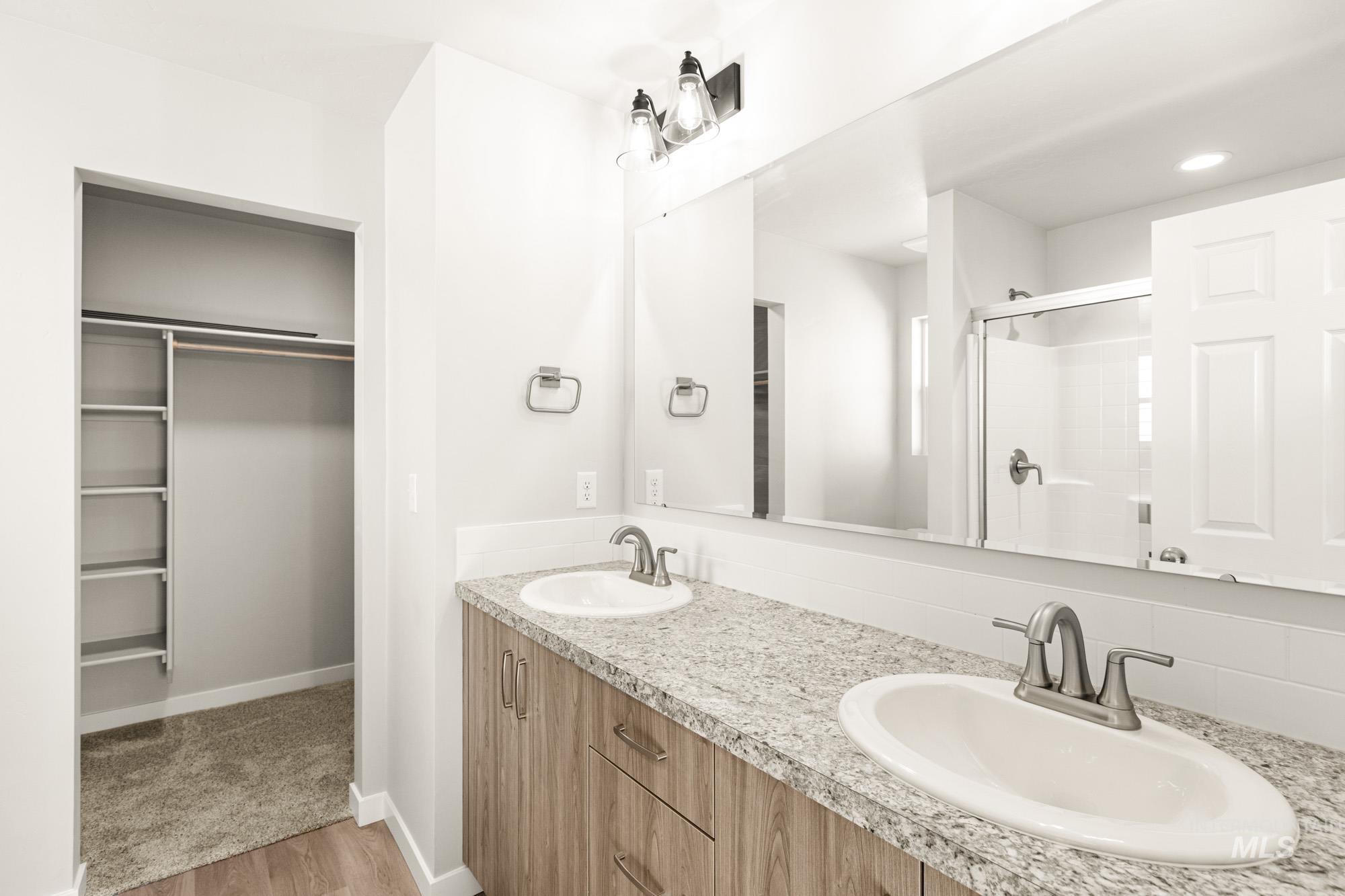 3807 E Syracuse St, Nampa, Idaho 83686, 3 Bedrooms, 2 Bathrooms, Residential For Sale, Price $399,990, 98972127