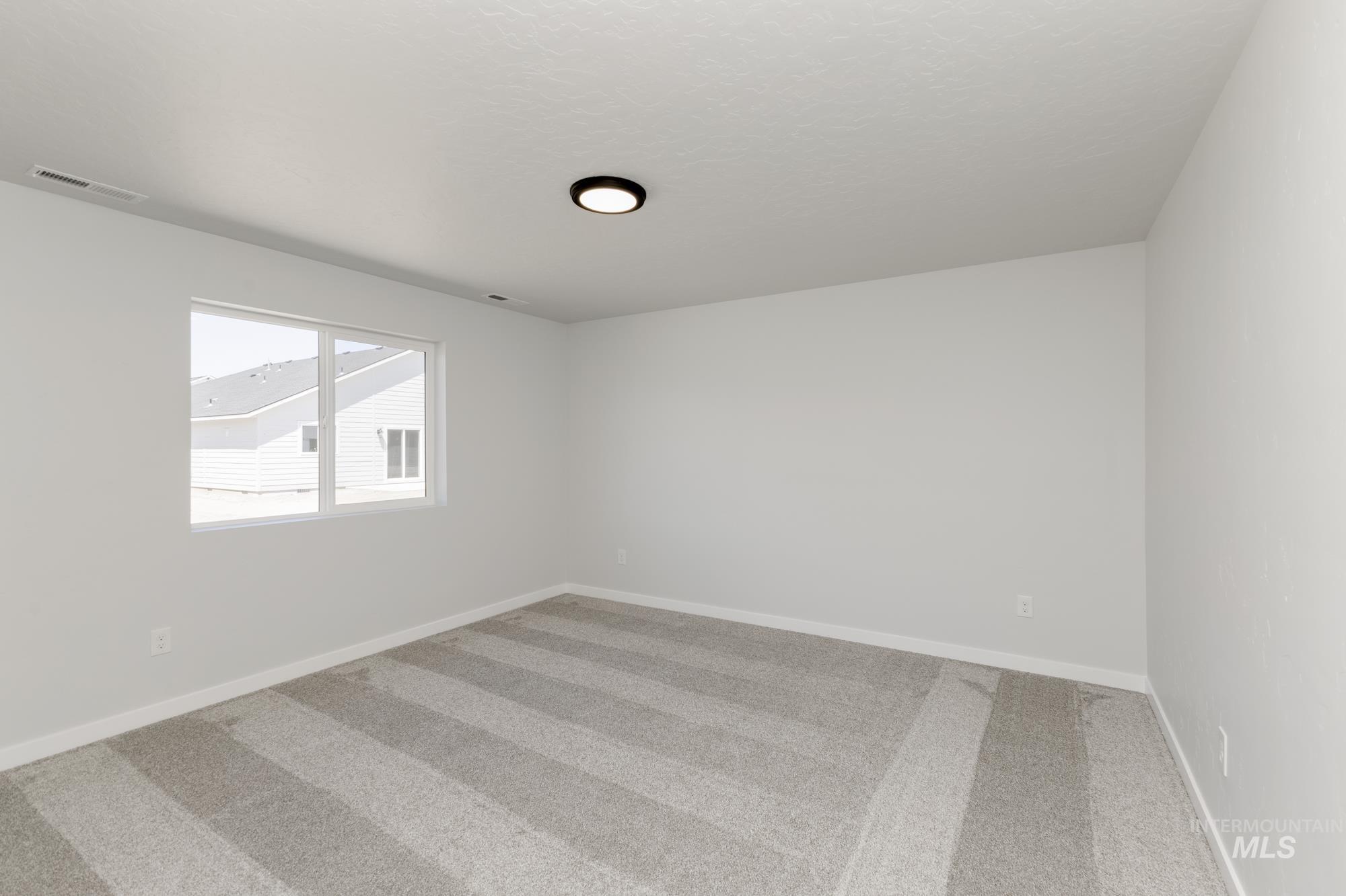 3771 E Syracuse St, Nampa, Idaho 83686, 3 Bedrooms, 2 Bathrooms, Residential For Sale, Price $389,990,MLS 98972129