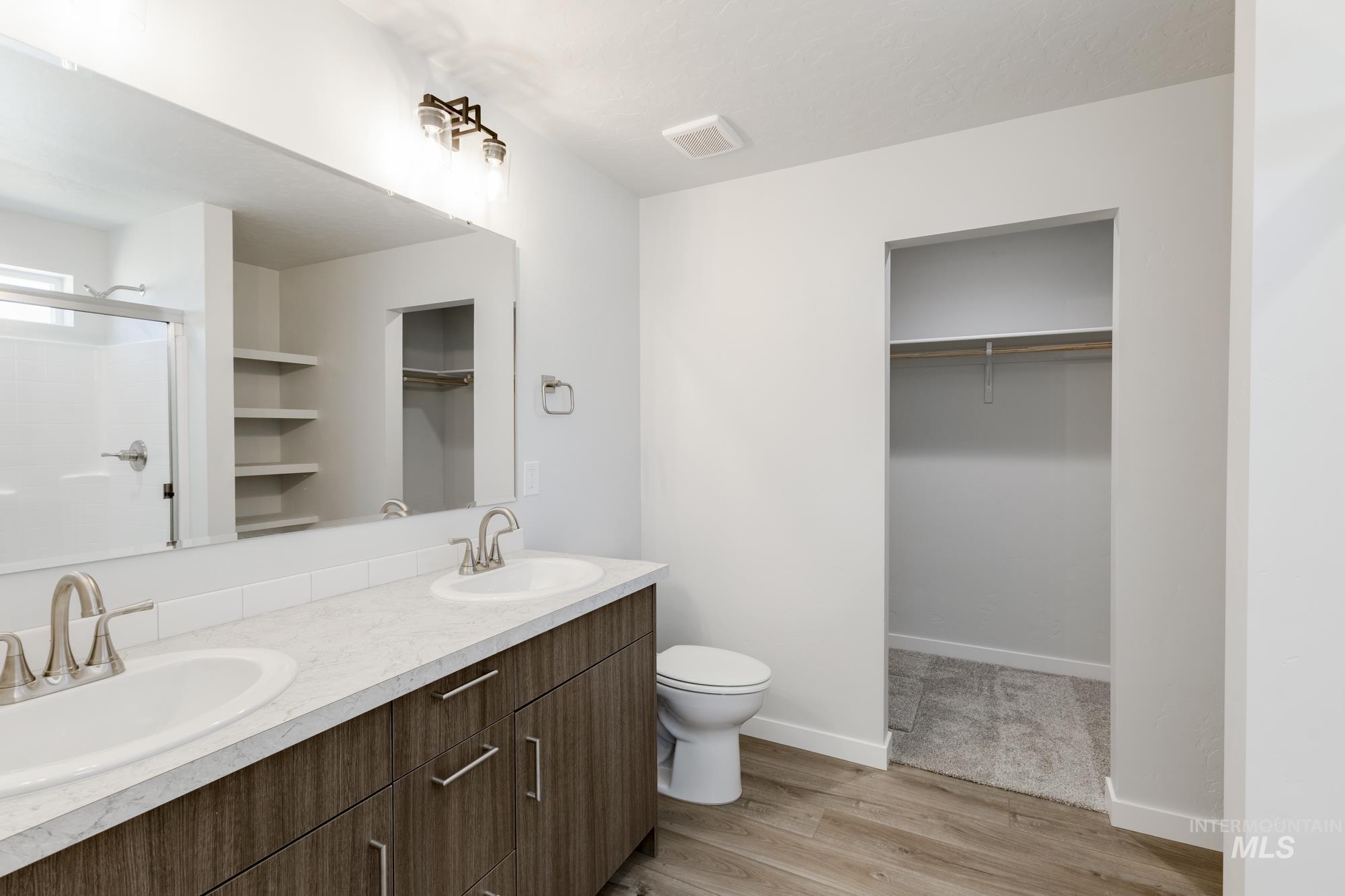 3771 E Syracuse St, Nampa, Idaho 83686, 3 Bedrooms, 2 Bathrooms, Residential For Sale, Price $389,990,MLS 98972129