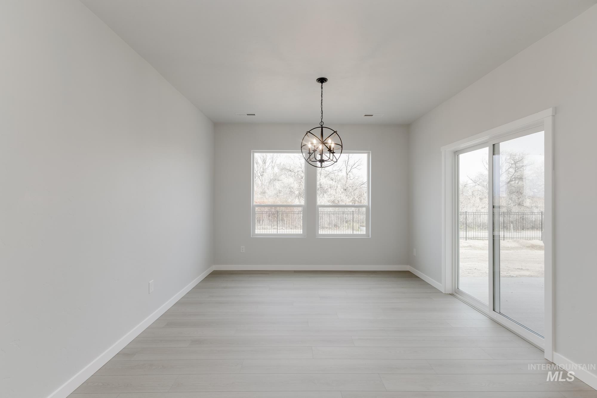 4269 S Red Sox Way, Nampa, Idaho 83686, 4 Bedrooms, 2 Bathrooms, Residential For Sale, Price $487,990,MLS 98972130