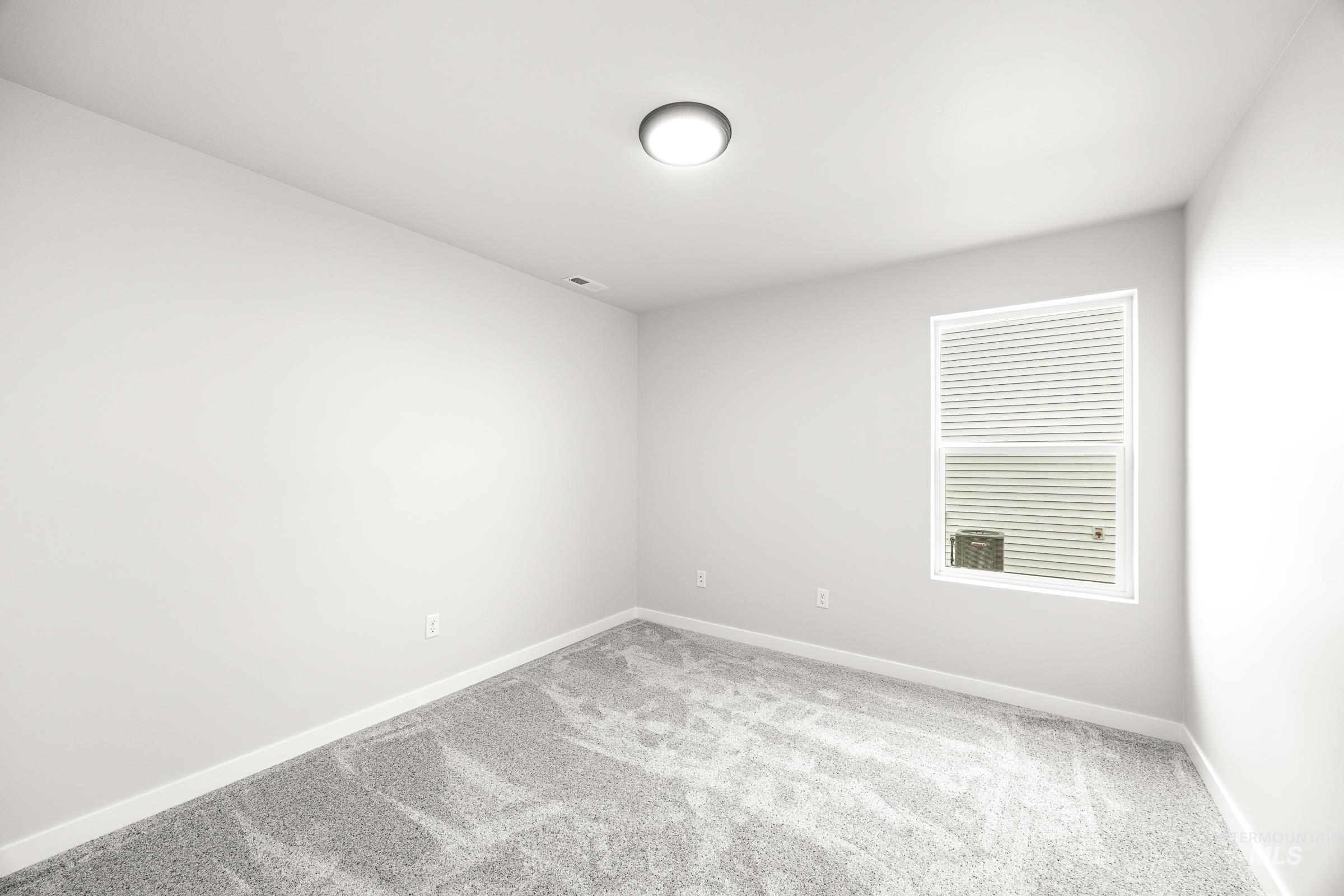 1704 N Birch St, Jerome, Idaho 83338, 3 Bedrooms, 2 Bathrooms, Residential For Sale, Price $353,990,MLS 98972136