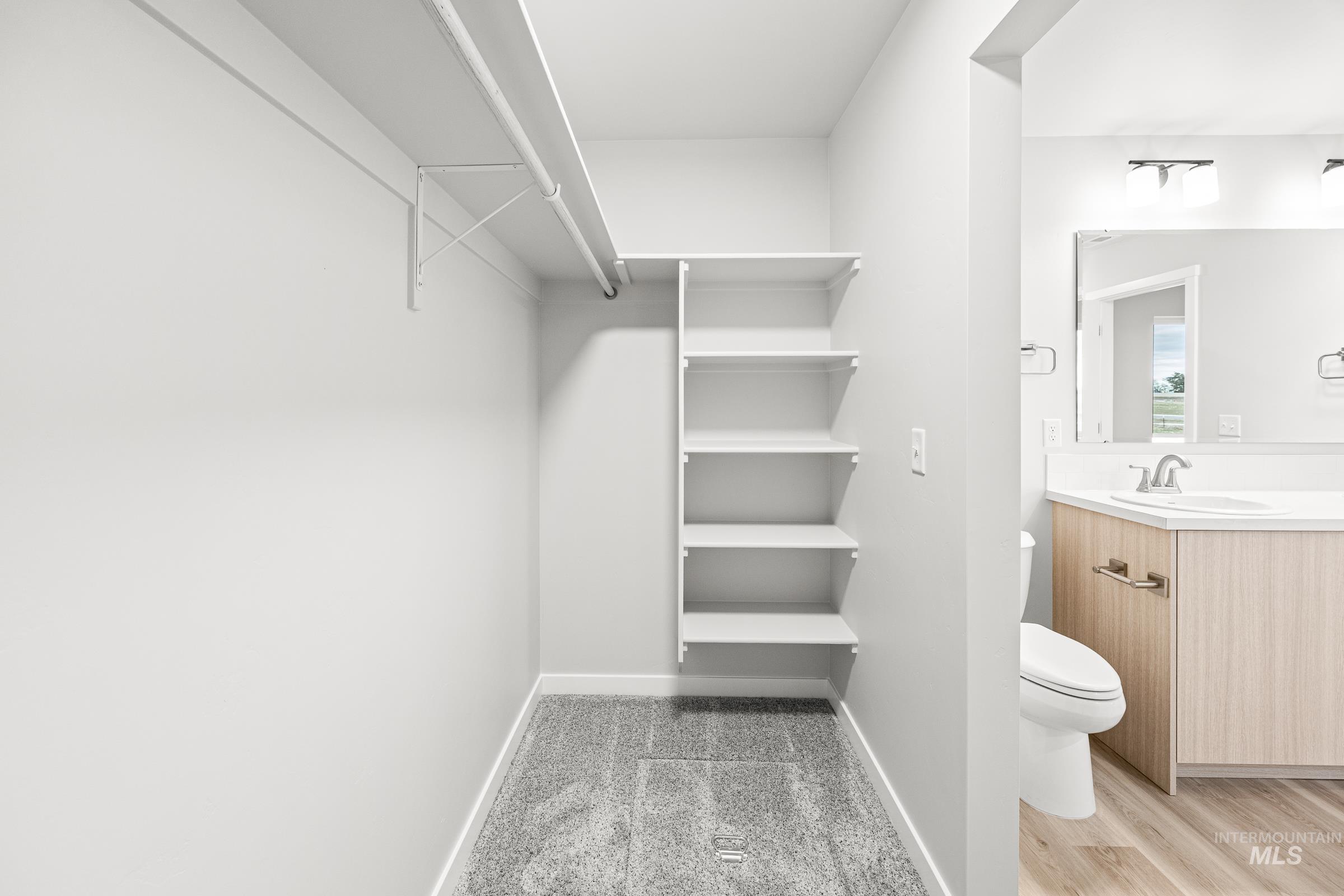 1704 N Birch St, Jerome, Idaho 83338, 3 Bedrooms, 2 Bathrooms, Residential For Sale, Price $353,990,MLS 98972136