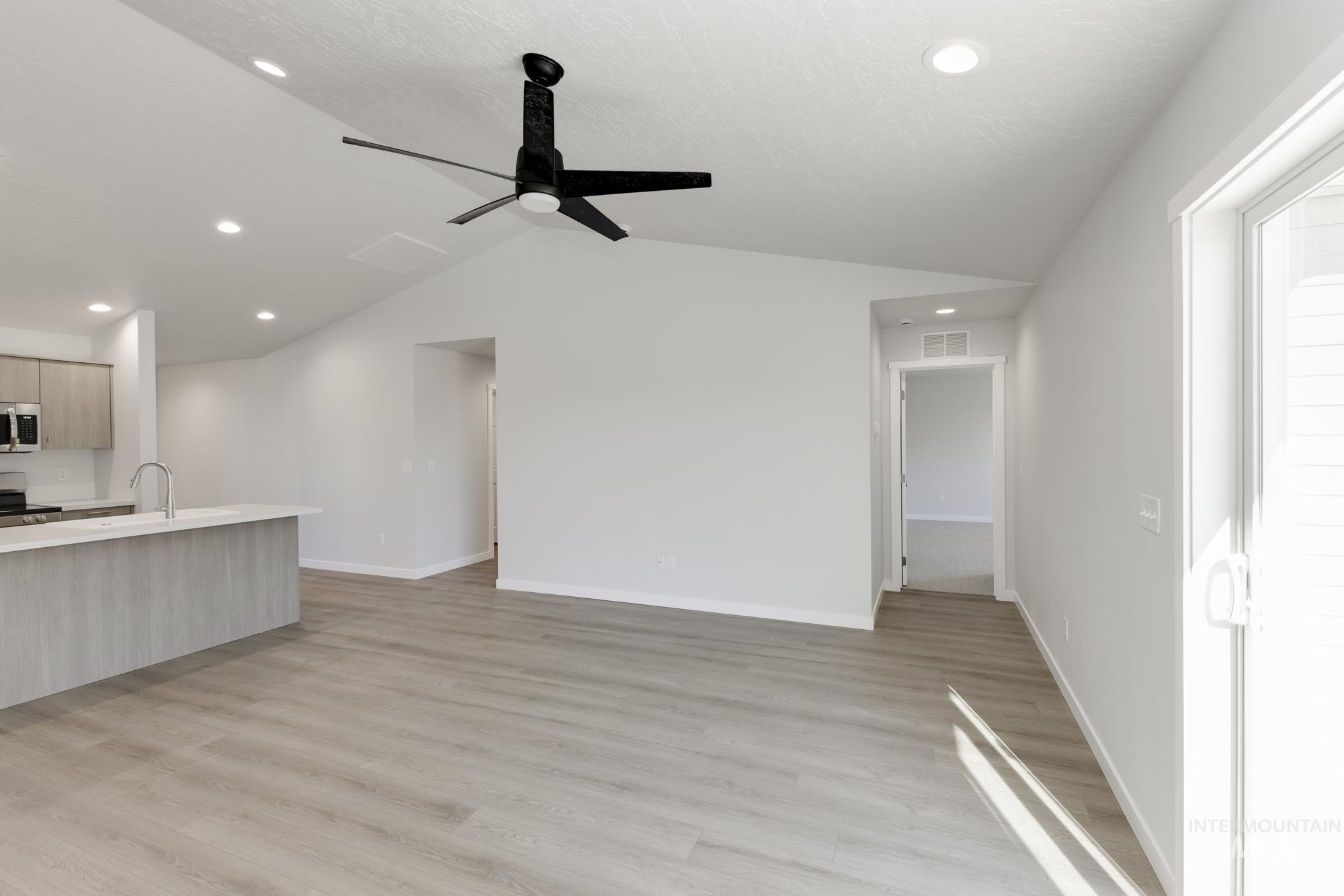 1704 N Birch St, Jerome, Idaho 83338, 3 Bedrooms, 2 Bathrooms, Residential For Sale, Price $379,990,MLS 98972136