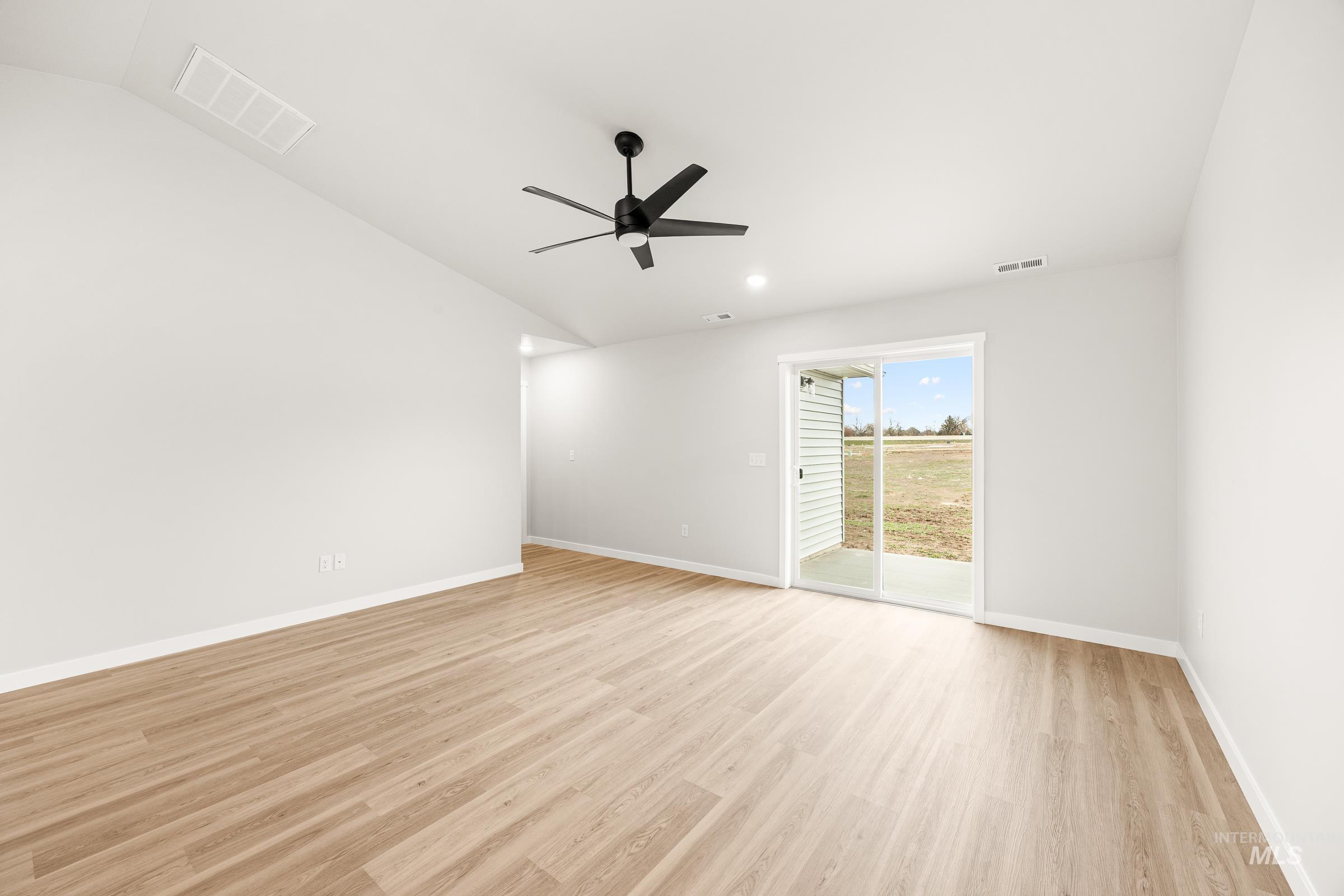 1704 N Birch St, Jerome, Idaho 83338, 3 Bedrooms, 2 Bathrooms, Residential For Sale, Price $353,990,MLS 98972136