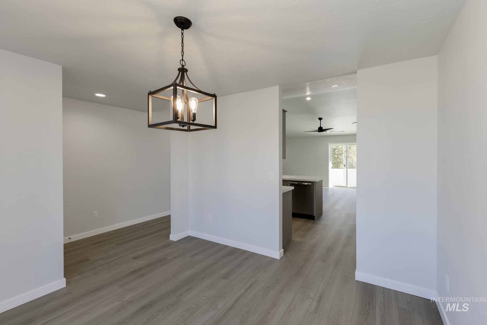 1704 N Birch St, Jerome, Idaho 83338, 3 Bedrooms, 2 Bathrooms, Residential For Sale, Price $379,990,MLS 98972136