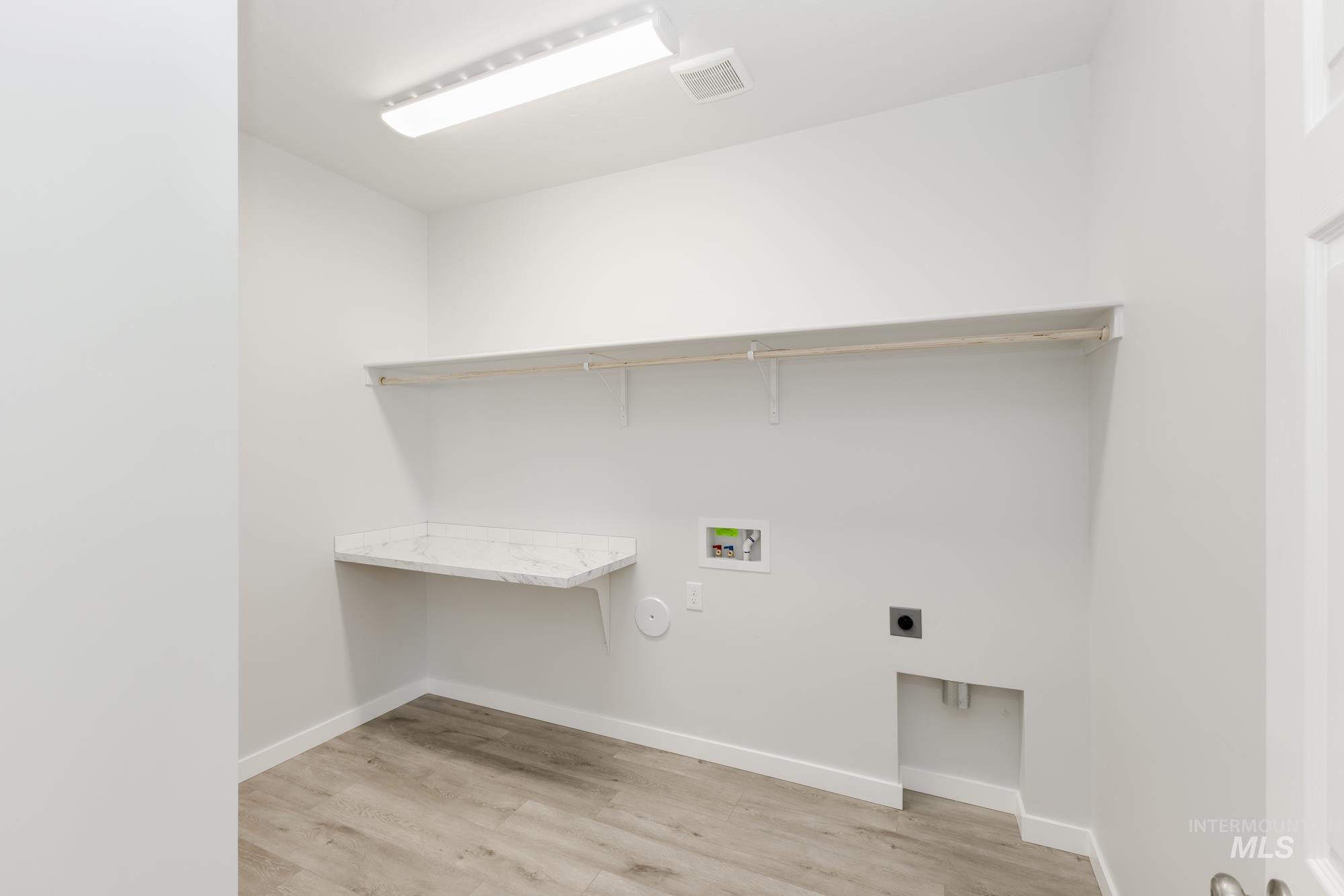 17648 N Boone Peak Ave, Nampa, Idaho 83687, 4 Bedrooms, 2 Bathrooms, Residential For Sale, Price $519,990,MLS 98972137