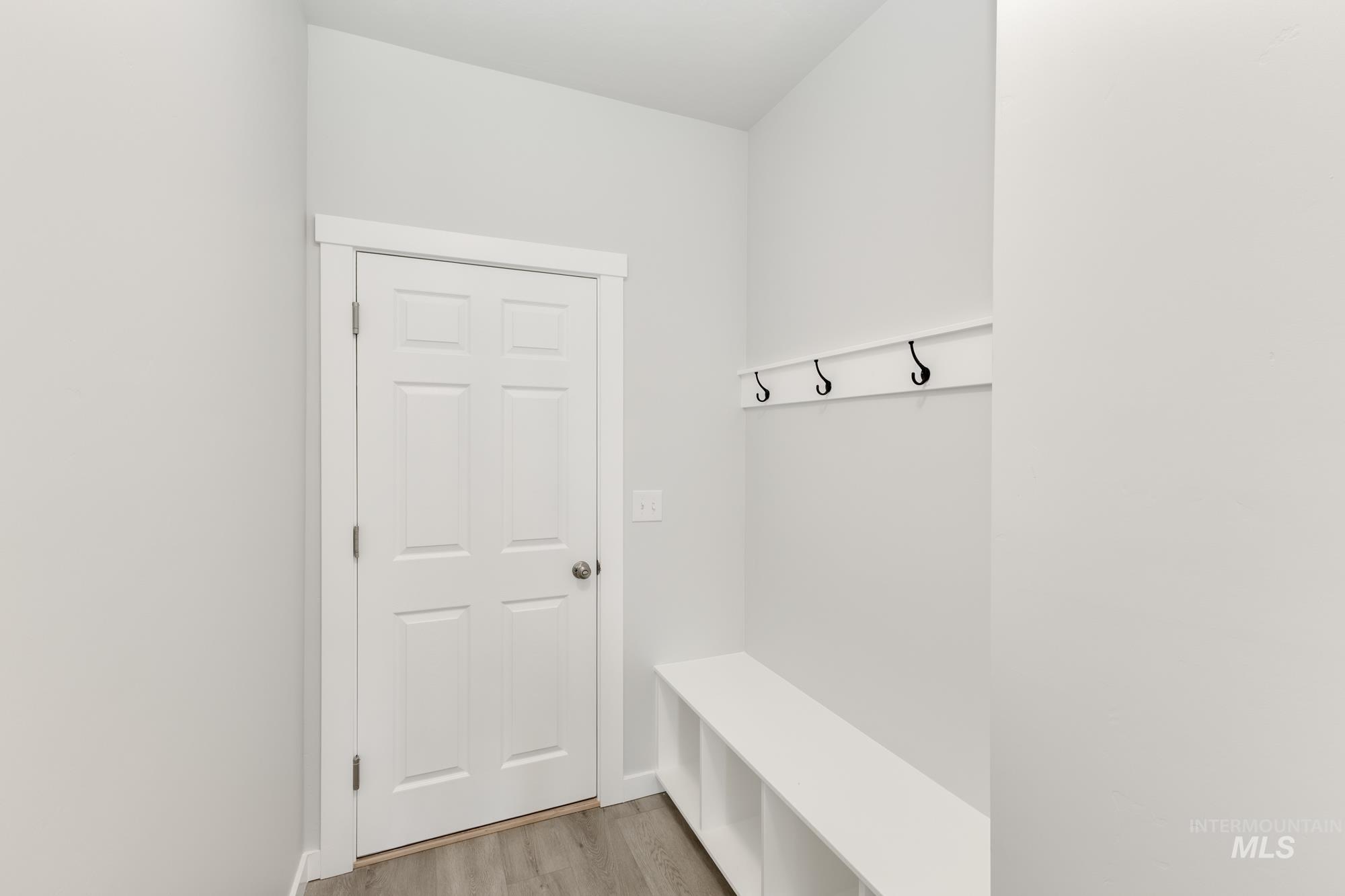 17648 N Boone Peak Ave, Nampa, Idaho 83687, 4 Bedrooms, 2 Bathrooms, Residential For Sale, Price $519,990,MLS 98972137