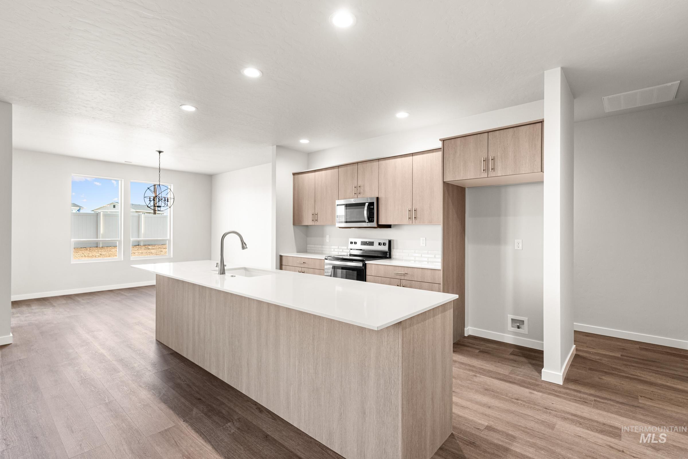 17648 N Boone Peak Ave, Nampa, Idaho 83687, 4 Bedrooms, 2 Bathrooms, Residential For Sale, Price $519,990, 98972137