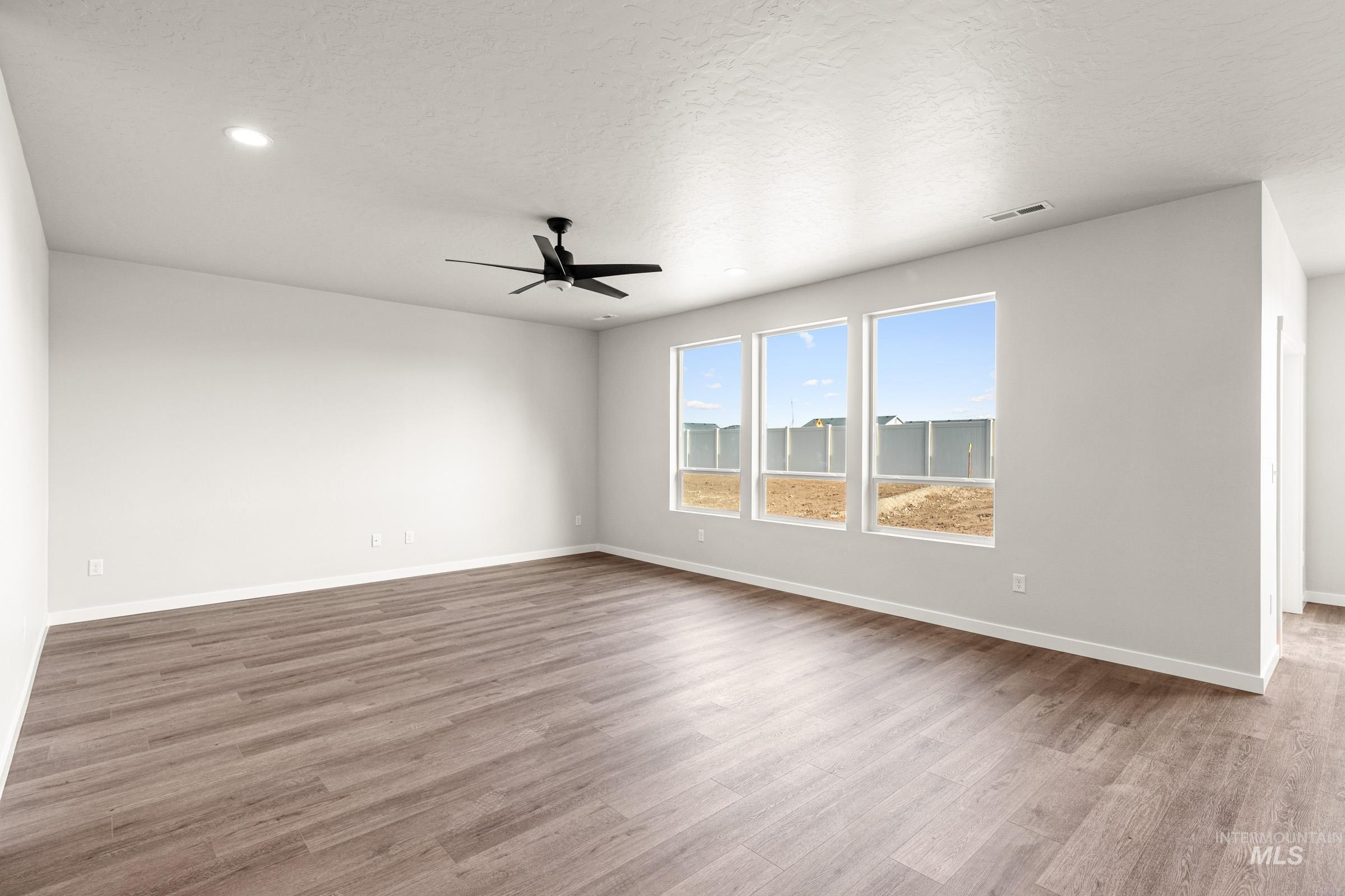 17648 N Boone Peak Ave, Nampa, Idaho 83687, 4 Bedrooms, 2 Bathrooms, Residential For Sale, Price $519,990, 98972137