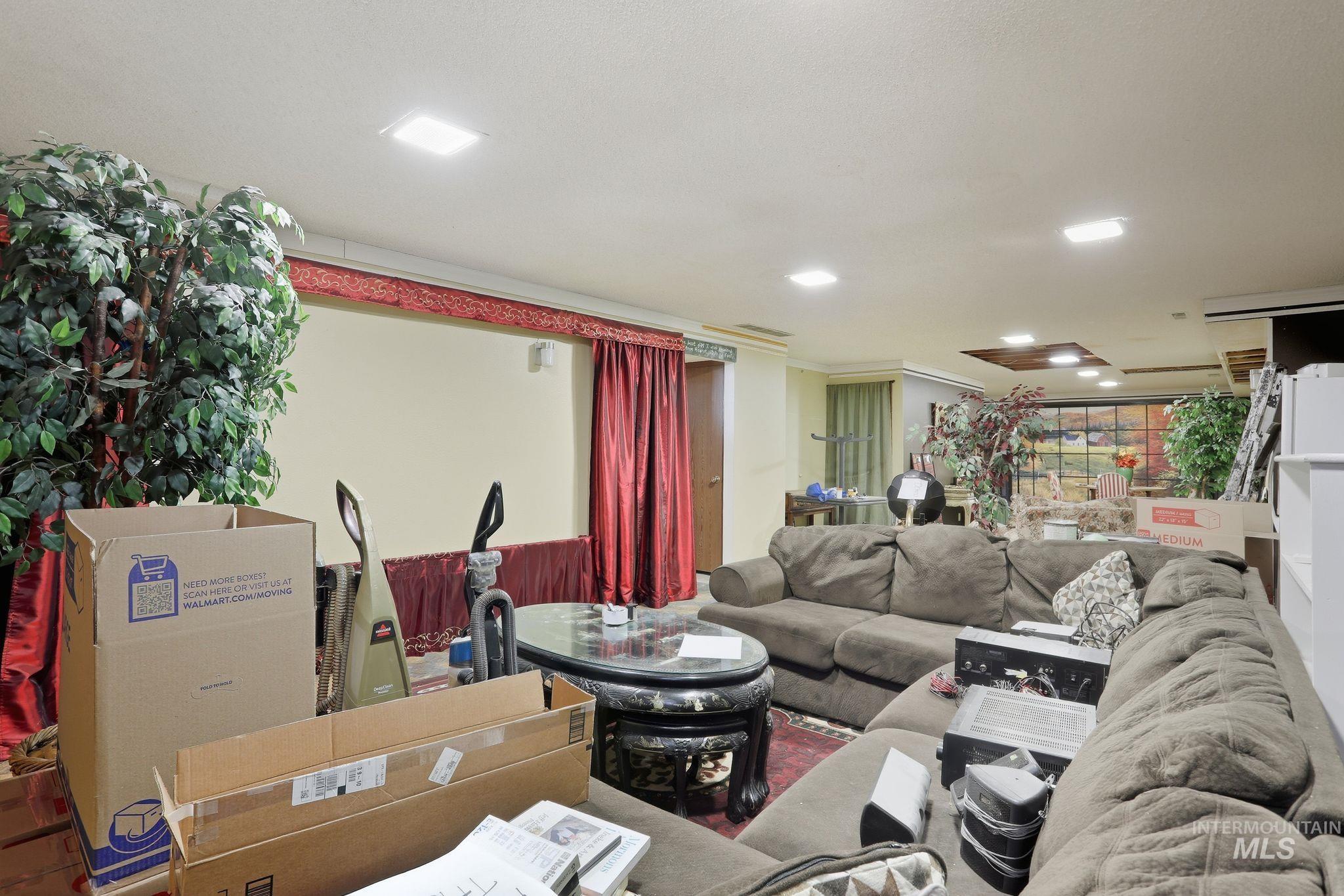 3081 E 3400 N, Twin Falls, Idaho 83301, 5 Bedrooms, 2.5 Bathrooms, Residential For Sale, Price $475,000,MLS 98972138