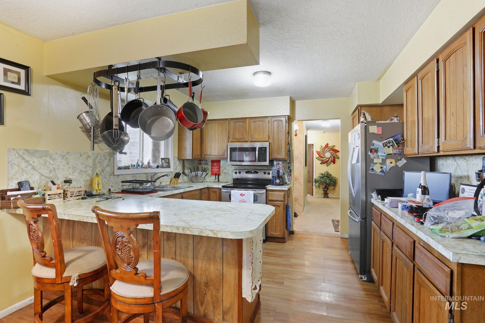 3081 E 3400 N, Twin Falls, Idaho 83301, 5 Bedrooms, 2.5 Bathrooms, Residential For Sale, Price $475,000,MLS 98972138