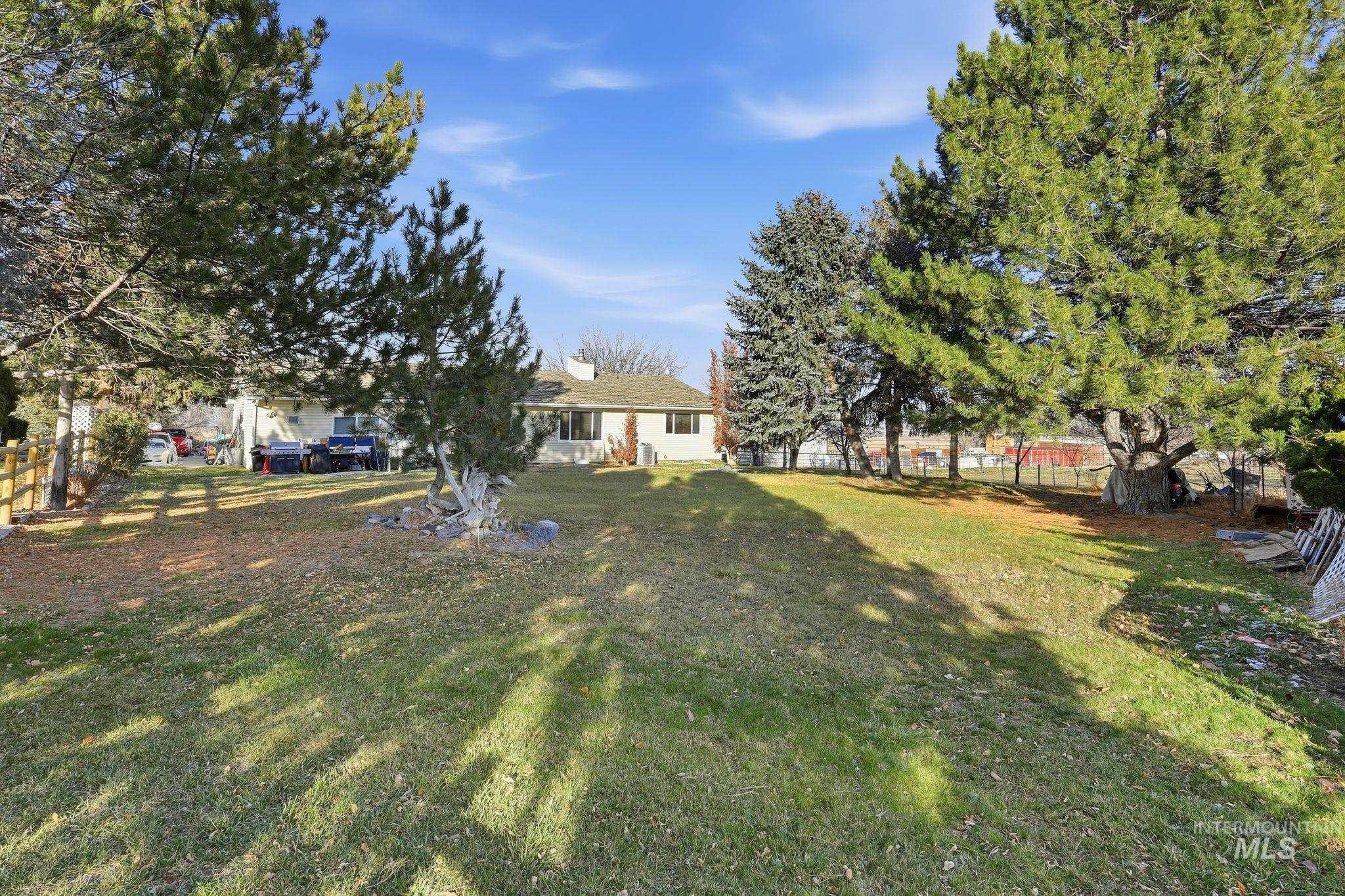 3081 E 3400 N, Twin Falls, Idaho 83301, 5 Bedrooms, 2.5 Bathrooms, Residential For Sale, Price $475,000,MLS 98972138
