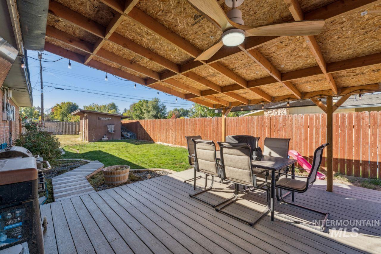 1511 N Indiana Ave, Caldwell, Idaho 83605, 3 Bedrooms, 2 Bathrooms, Residential For Sale, Price $360,000,MLS 98972140