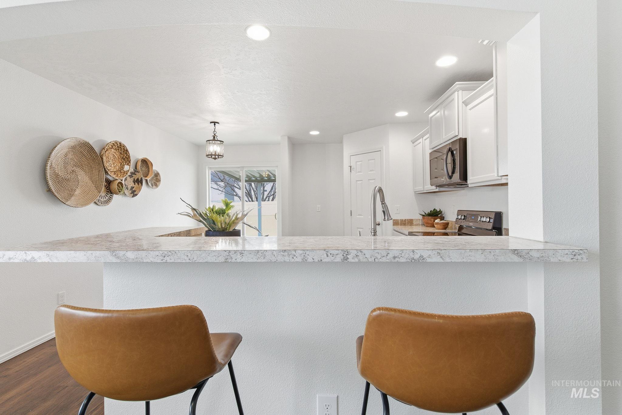 12112 W Dunham Drive, Boise, Idaho 83709, 3 Bedrooms, 2 Bathrooms, Residential For Sale, Price $415,000,MLS 98972141