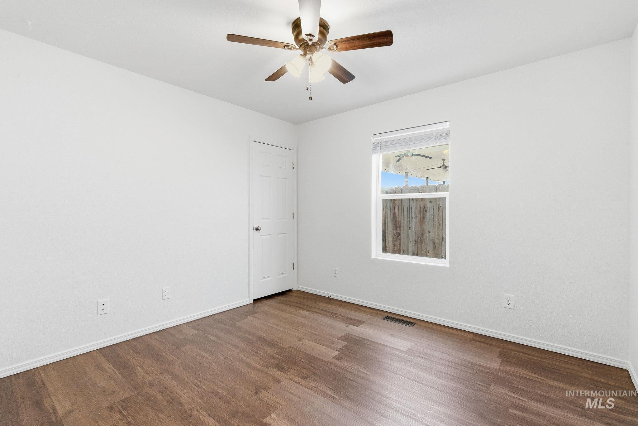 12112 W Dunham Drive, Boise, Idaho 83709, 3 Bedrooms, 2 Bathrooms, Residential For Sale, Price $415,000,MLS 98972141