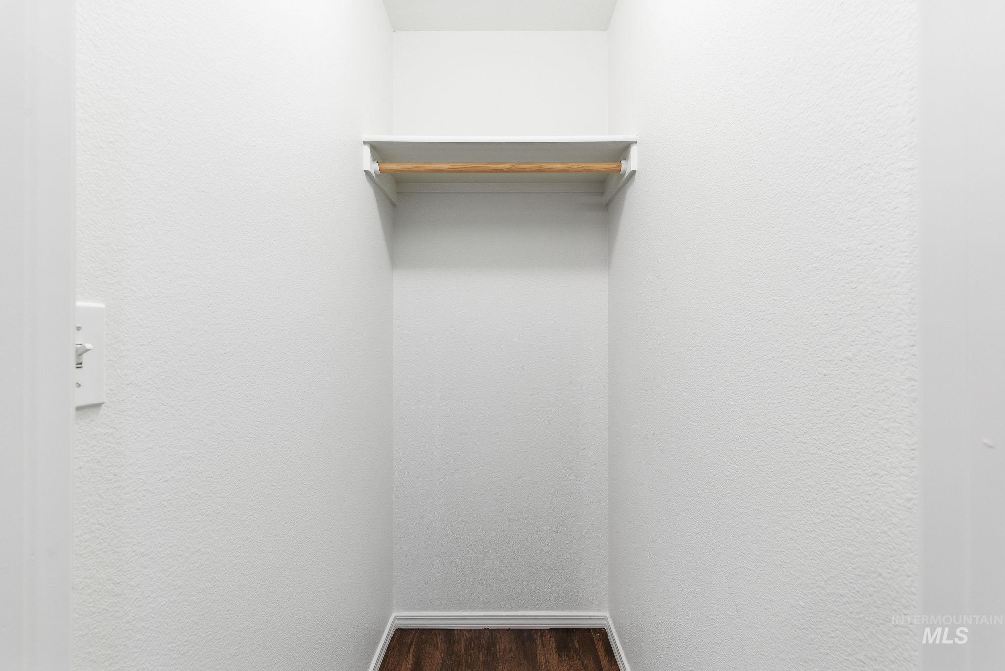 12112 W Dunham Drive, Boise, Idaho 83709, 3 Bedrooms, 2 Bathrooms, Residential For Sale, Price $415,000,MLS 98972141