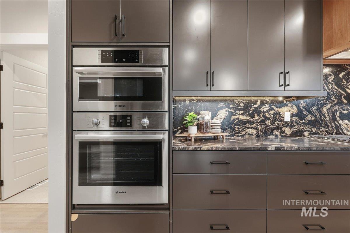 7818 Flathead Lake St, Eagle, Idaho 83616, 3 Bedrooms, 3 Bathrooms, Residential For Sale, Price $935,000,MLS 98972142