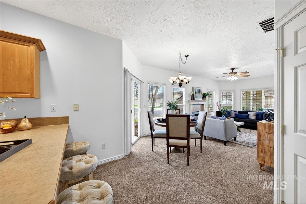 403 S Golden Eagle Lane, Eagle, Idaho 83616, 2 Bedrooms, 2 Bathrooms, Residential For Sale, Price $399,900,MLS 98972146