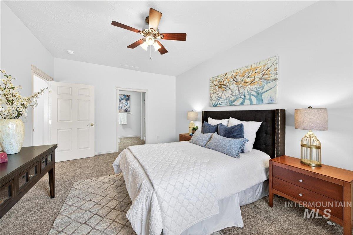 403 S Golden Eagle Lane, Eagle, Idaho 83616, 2 Bedrooms, 2 Bathrooms, Residential For Sale, Price $399,900,MLS 98972146