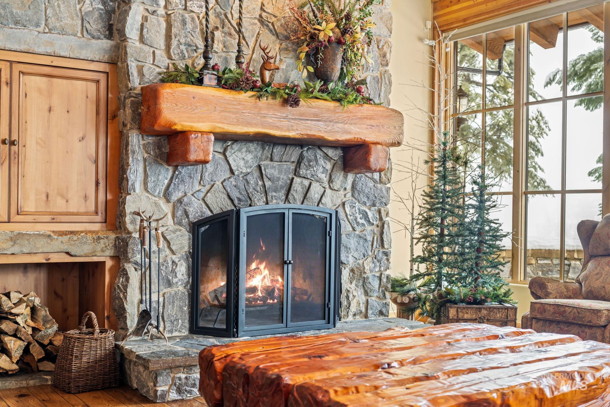 442 Sugarloaf Place, Donnelly, Idaho 83615, 5 Bedrooms, 5.5 Bathrooms, Residential For Sale, Price $5,490,000,MLS 98972149
