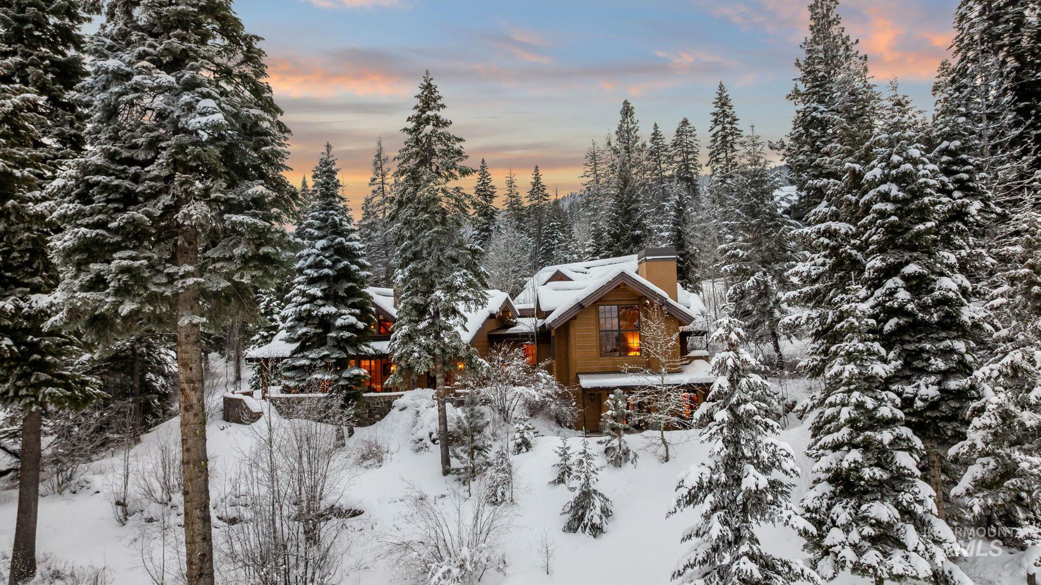 442 Sugarloaf Place, Donnelly, Idaho 83615, 5 Bedrooms, 5.5 Bathrooms, Residential For Sale, Price $5,600,000,MLS 98972149