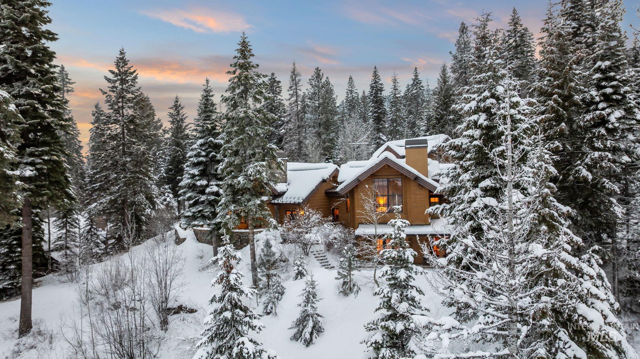 442 Sugarloaf Place, Donnelly, Idaho 83615, 5 Bedrooms, 5.5 Bathrooms, Residential For Sale, Price $5,600,000,MLS 98972149